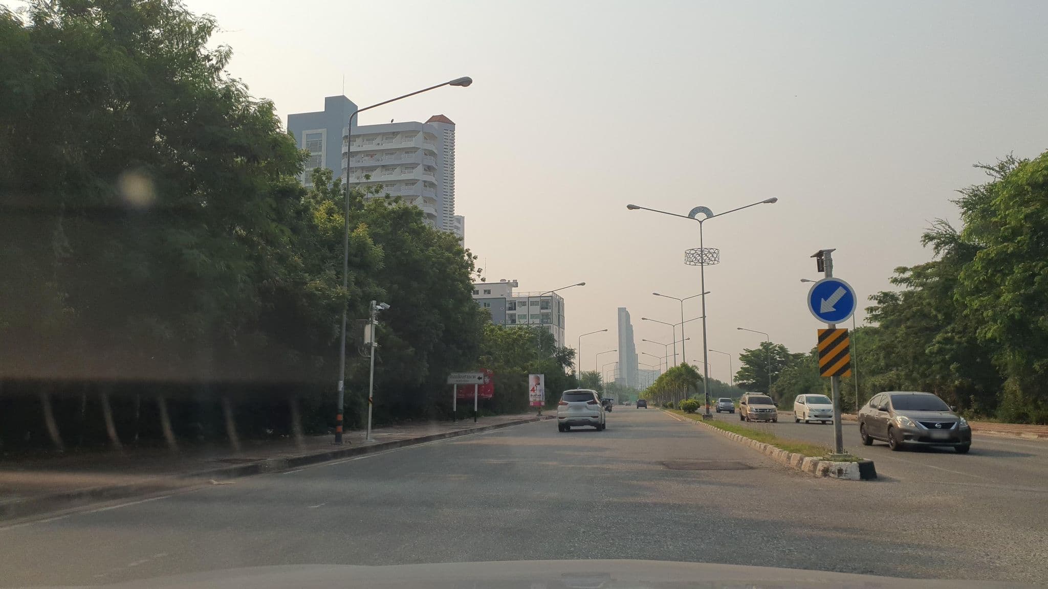 Street view near INN PLACE, Pattaya — © jrcarlsen (CC BY-SA · Mapillary)