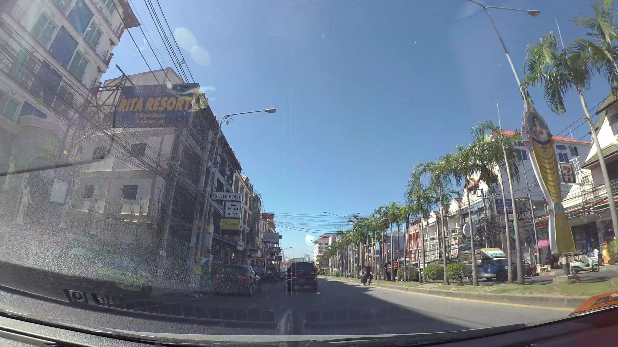 Street view near lookchang Inn, Pattaya — © kaart_3 (CC BY-SA · Mapillary)