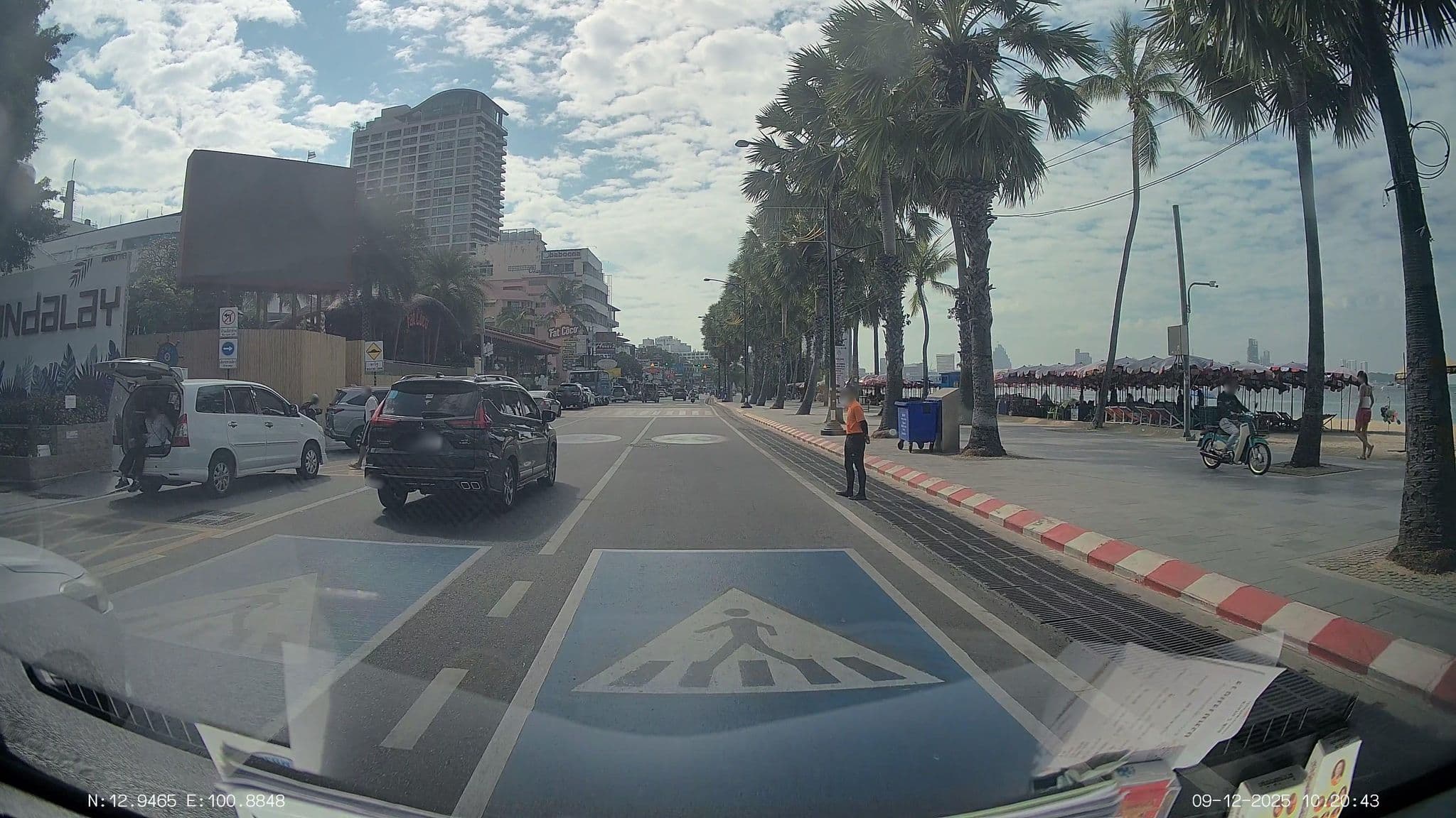Street view near D-Beach Pool, Pattaya — © ThailandCambodia (CC BY-SA · Mapillary)
