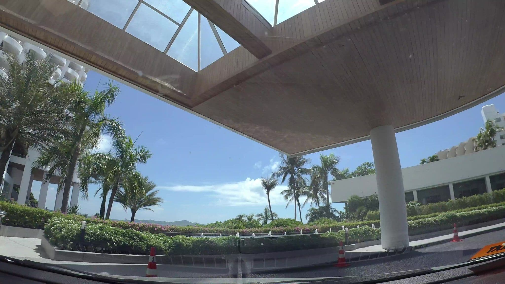 Street view near Grand Tower Roral Cliff Grand Hotel & Spa, Pattaya — © kaart_3 (CC BY-SA · Mapillary)