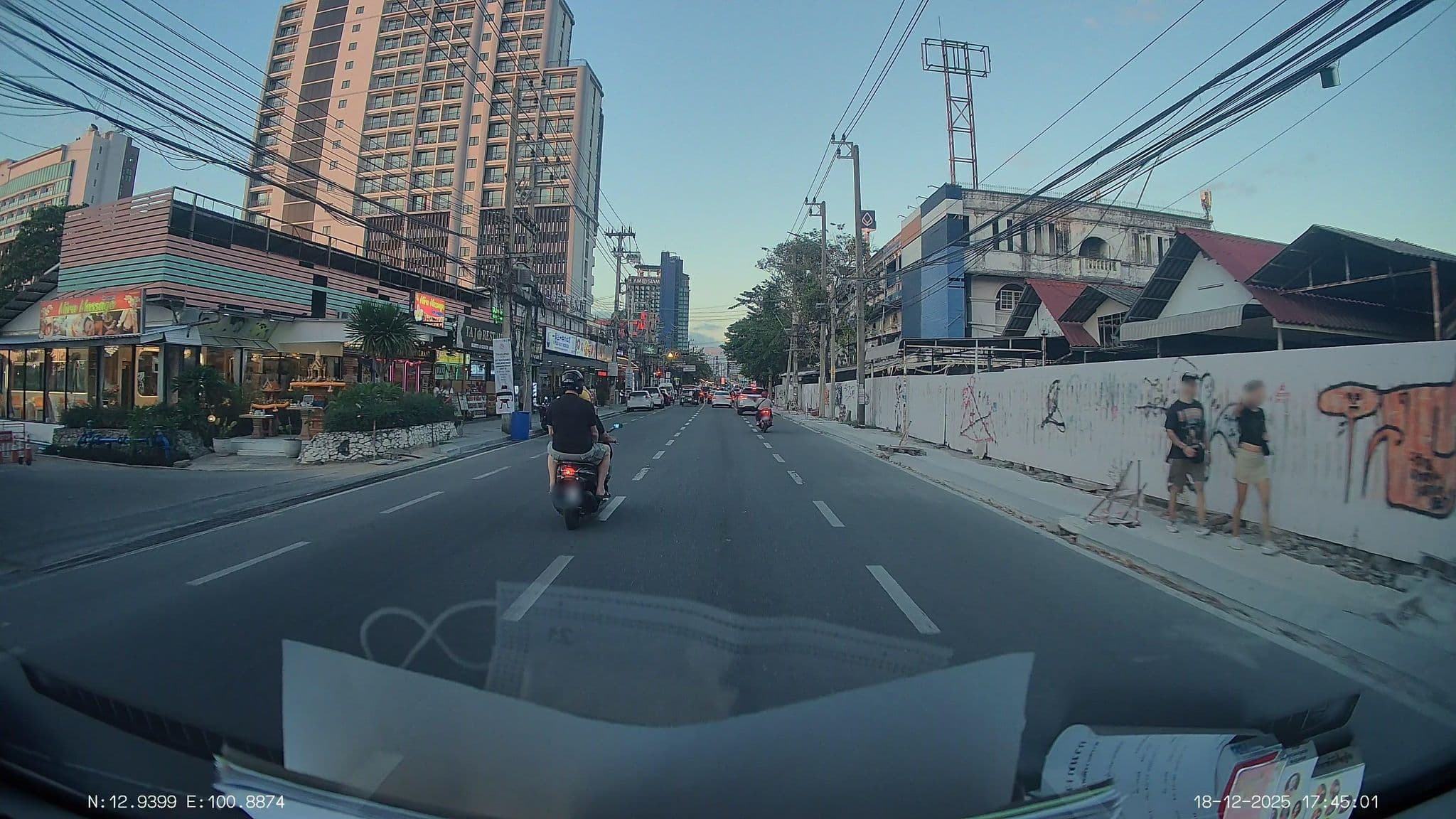 Street view near Chon Inter Hotel, Pattaya — © ThailandCambodia (CC BY-SA · Mapillary)