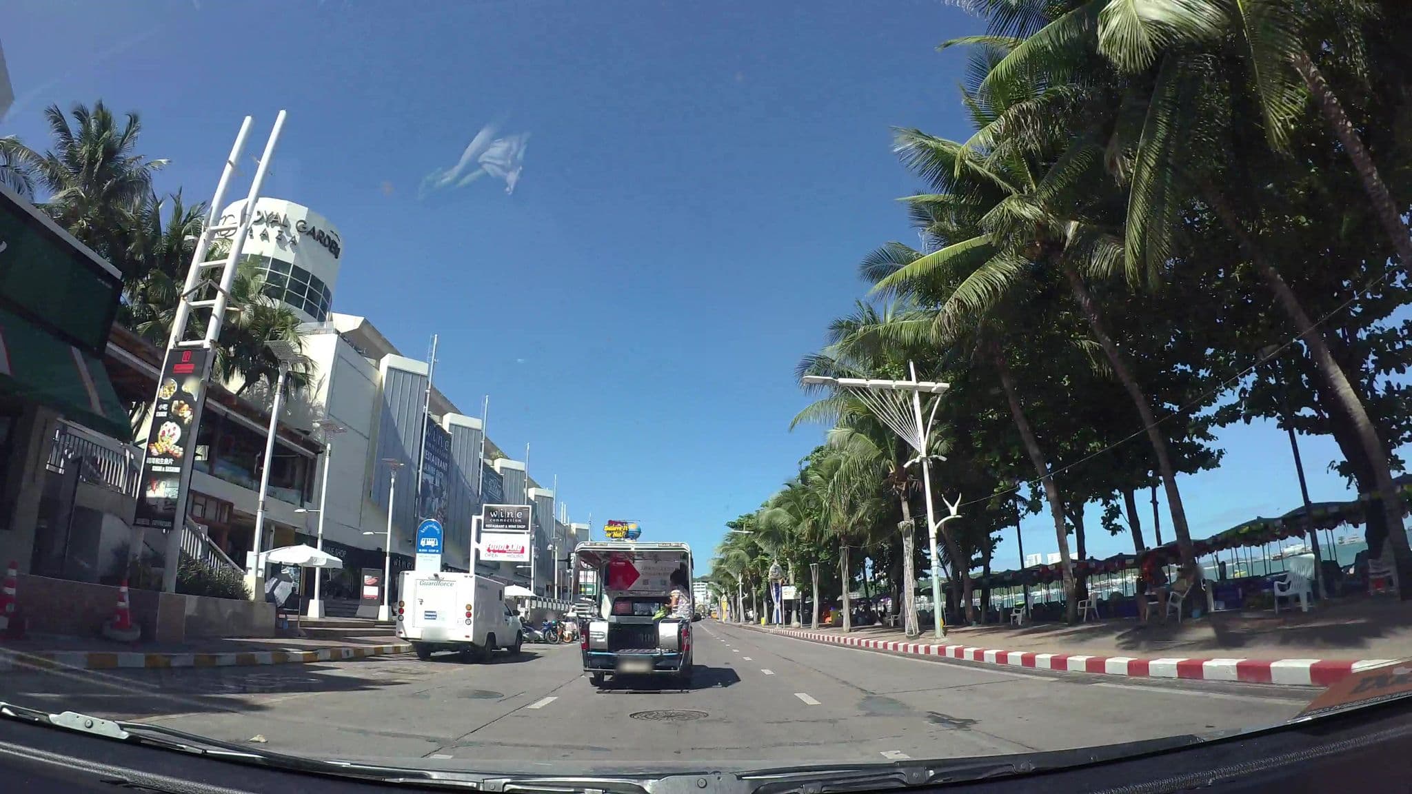 Street view near The Navy League Siam Council, Pattaya — © kaart_3 (CC BY-SA · Mapillary)