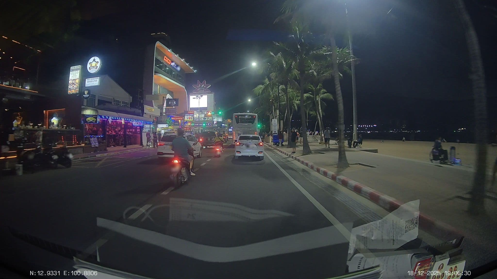 Street view near Nautical Inn Hotel, Pattaya — © ThailandCambodia (CC BY-SA · Mapillary)