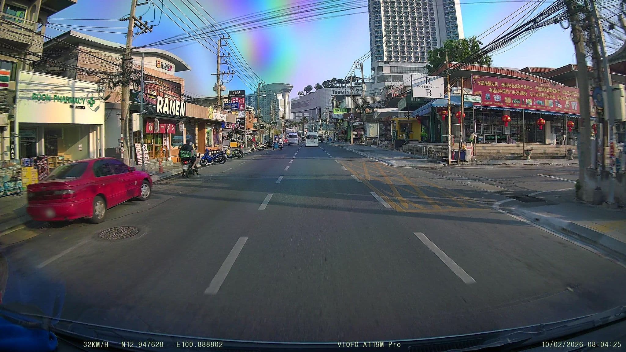 Street view near Royal century hotel, Pattaya — © ThailandCambodia (CC BY-SA · Mapillary)