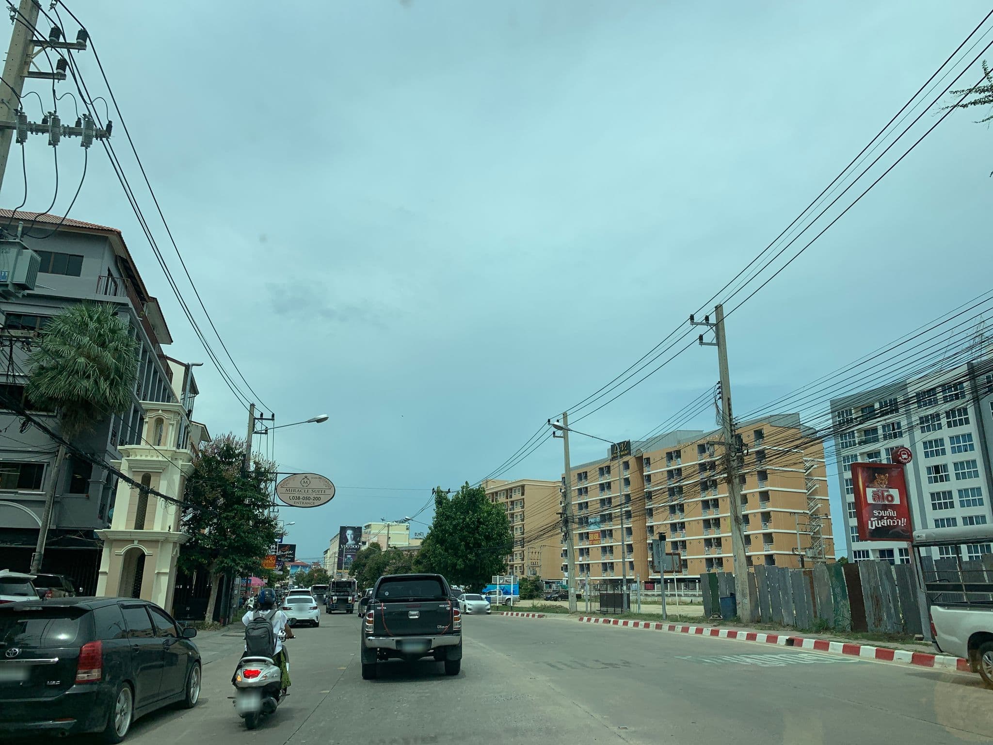 Street view near SD Sweet Mansion, Pattaya — © 1111 (CC BY-SA · Mapillary)