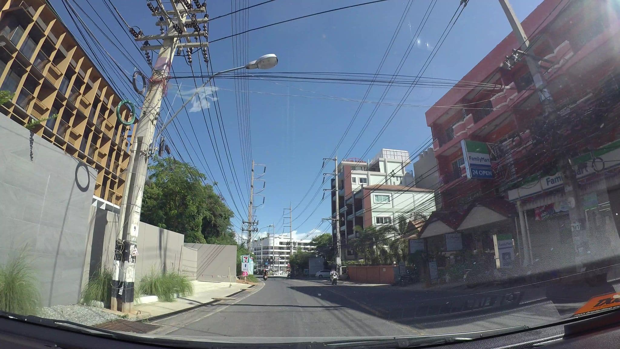 Street view near Hill Top, Pattaya — © kaart_3 (CC BY-SA · Mapillary)