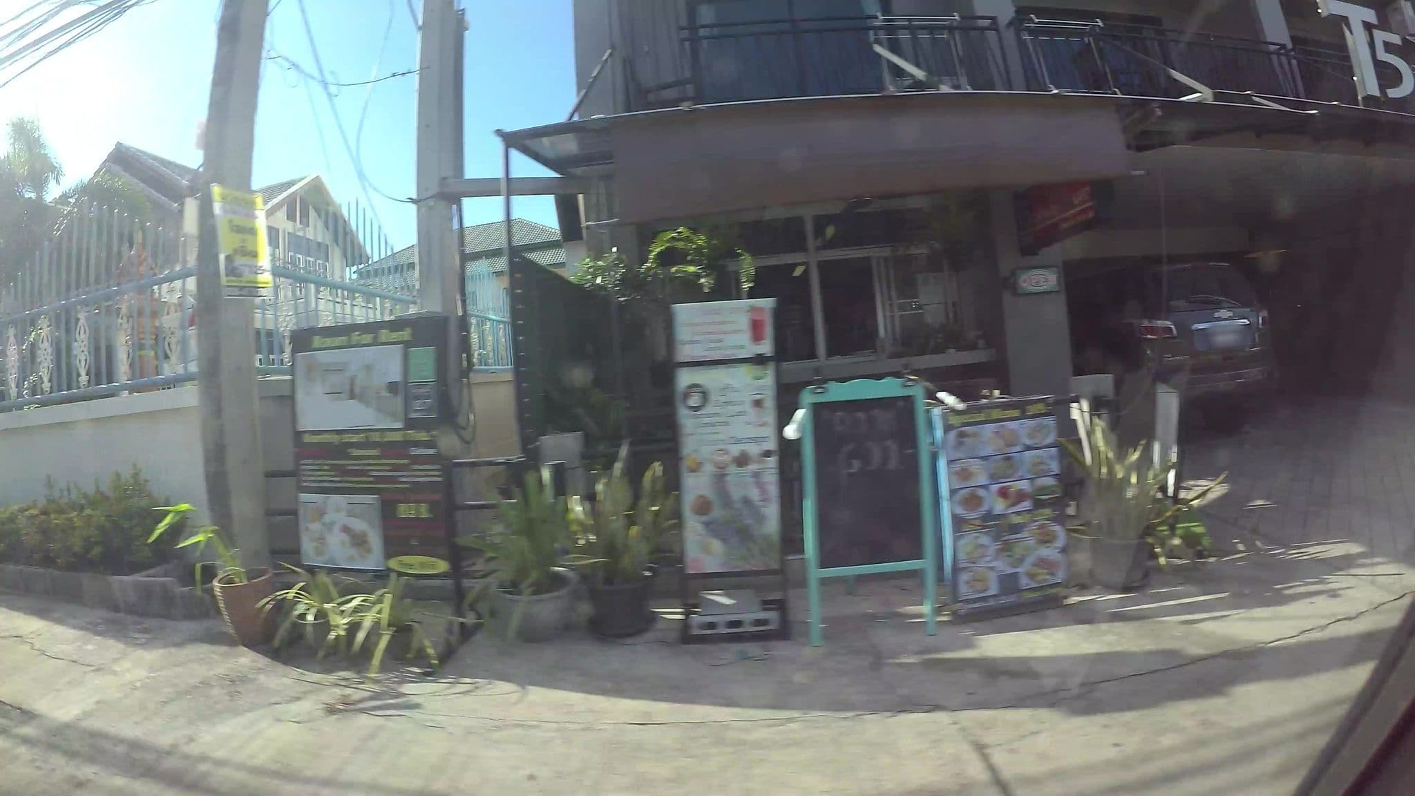 Street view near T5 Suites Pattaya, Pattaya — © kaart_3 (CC BY-SA · Mapillary)
