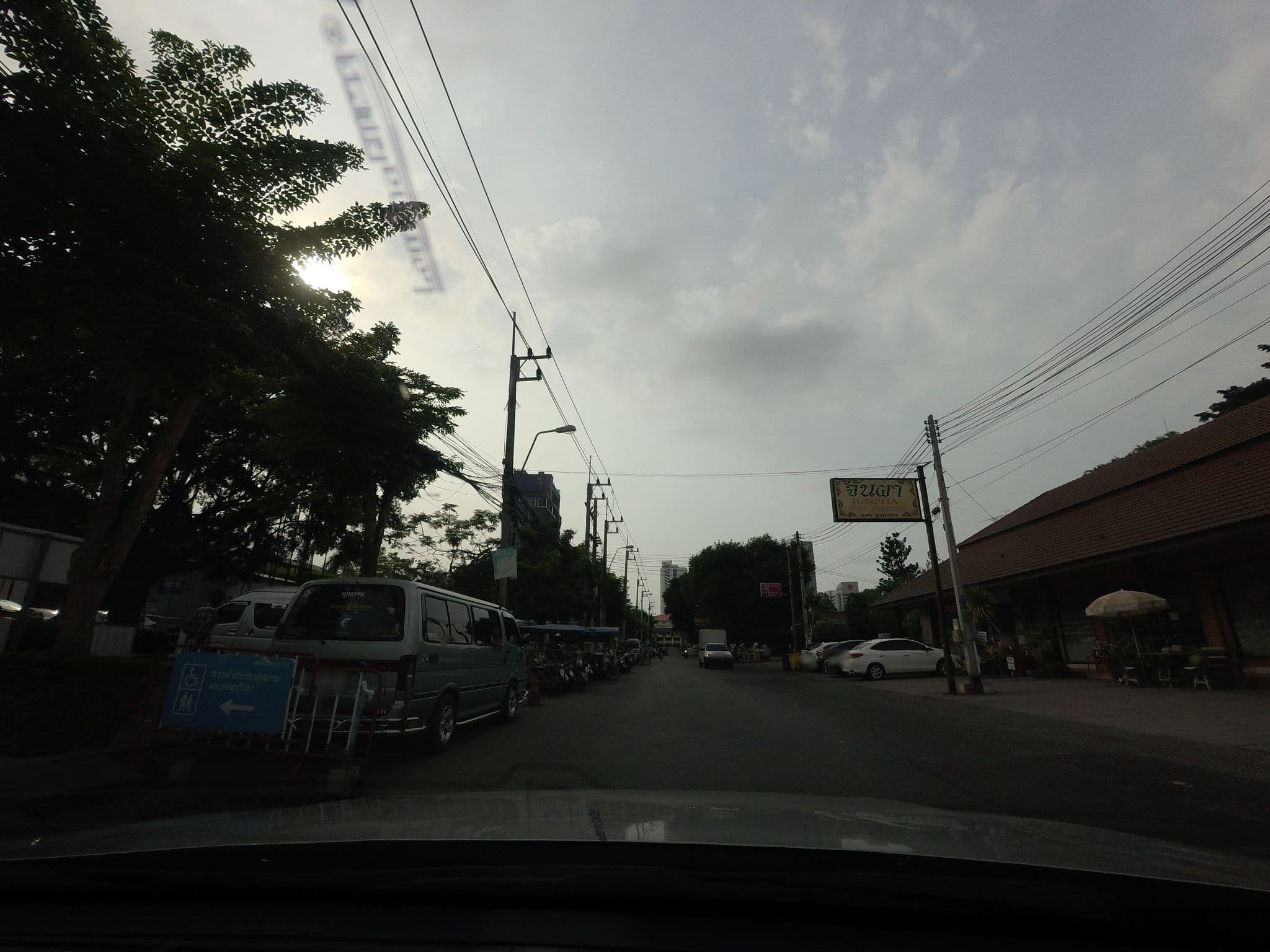Street view near The Cotage.Pattaya, Pattaya — © mishari (CC BY-SA · Mapillary)