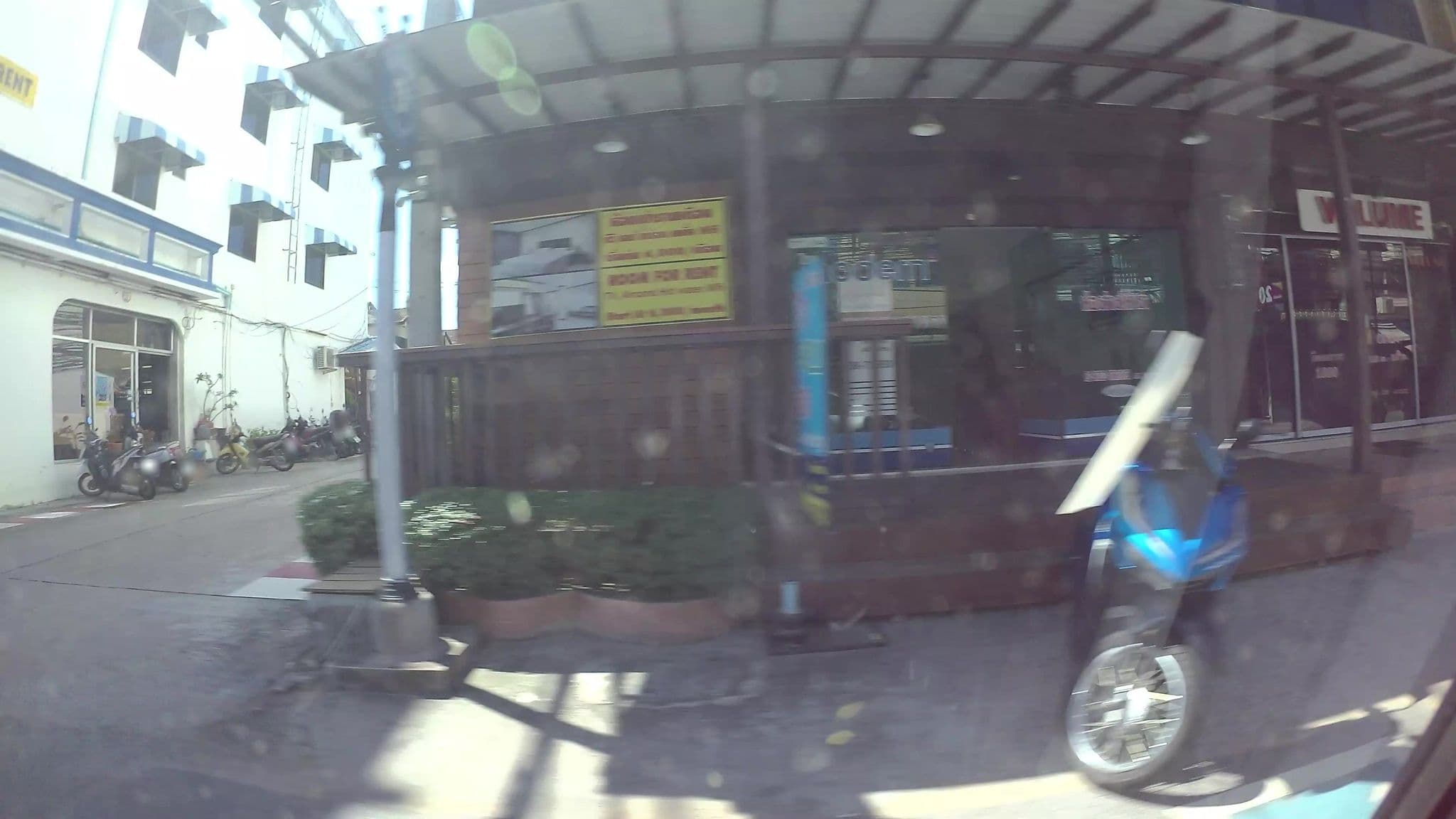 Street view near River Hotelli & River Bar Restaurant, Pattaya — © kaart_3 (CC BY-SA · Mapillary)