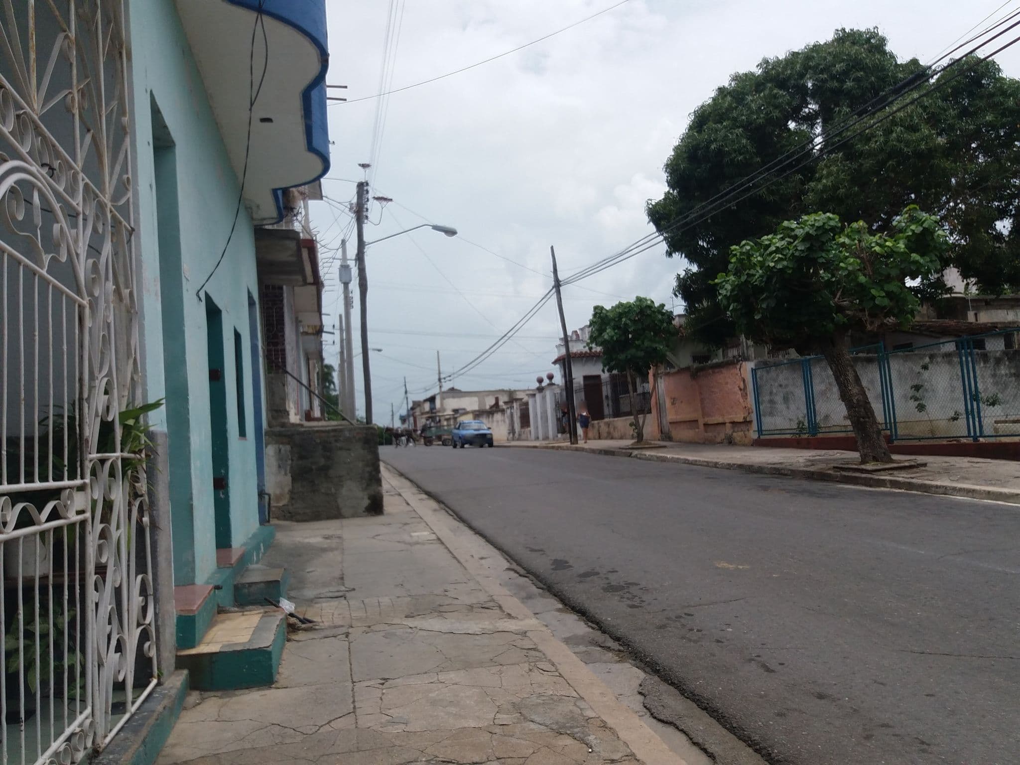 Street view near Casa Alvin, Cienfuegos