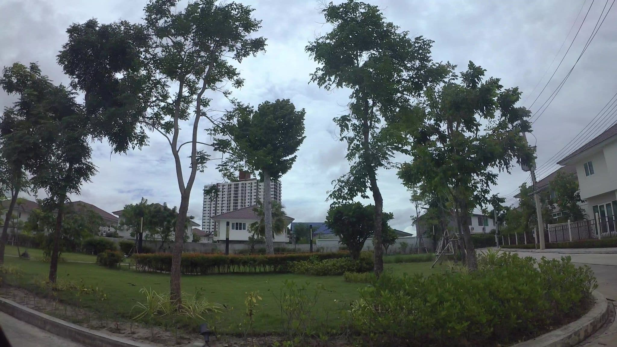Street view near โรงแรม บูรพาพาเลซ, Rayong — © kaartcam (CC BY-SA · Mapillary)