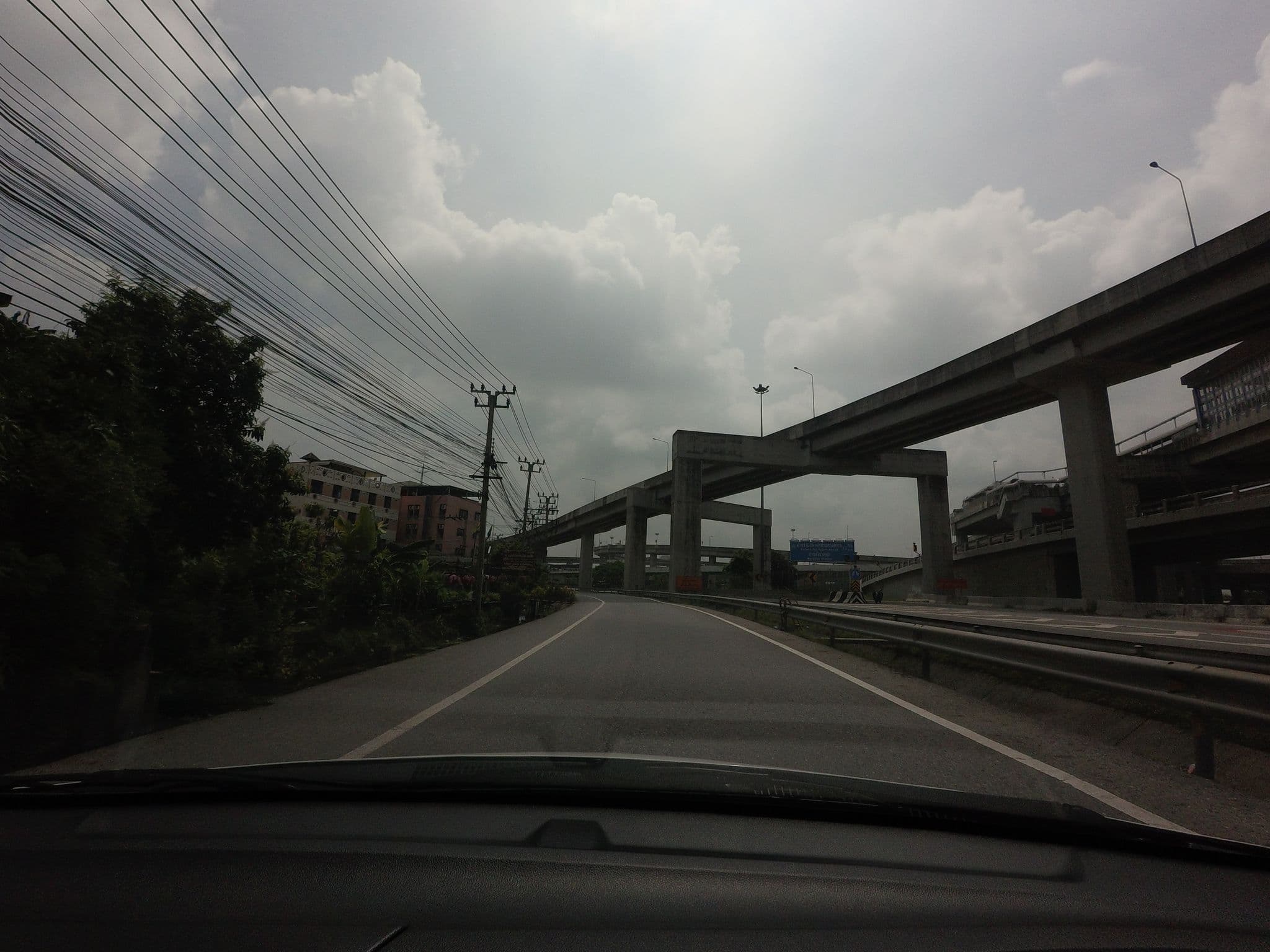 Street view near Sky Inn Hotel, Bang Na — © mishari (CC BY-SA · Mapillary)