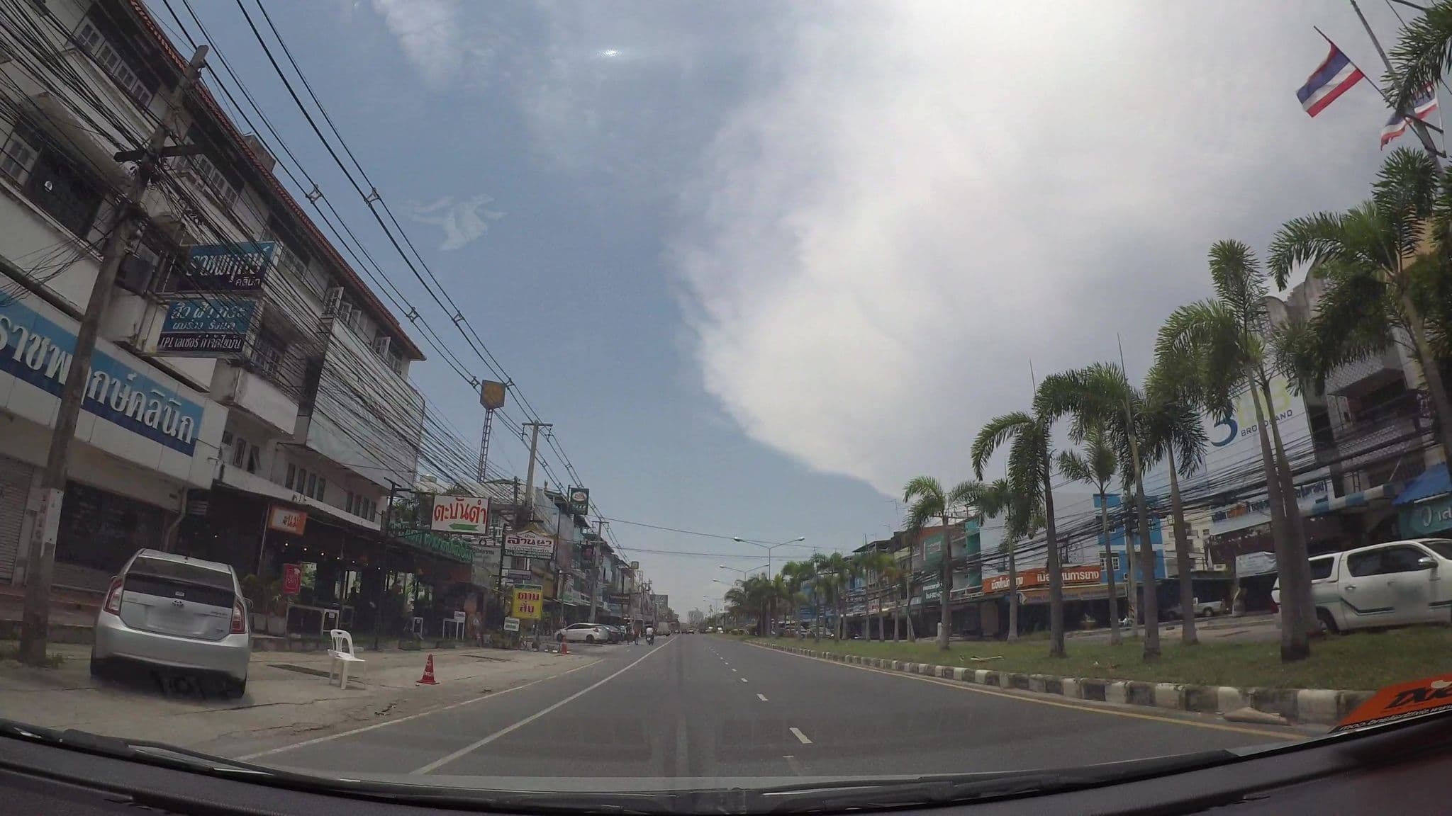 Street view near บ้านล้านนา, Chon Buri — © kaart_3 (CC BY-SA · Mapillary)