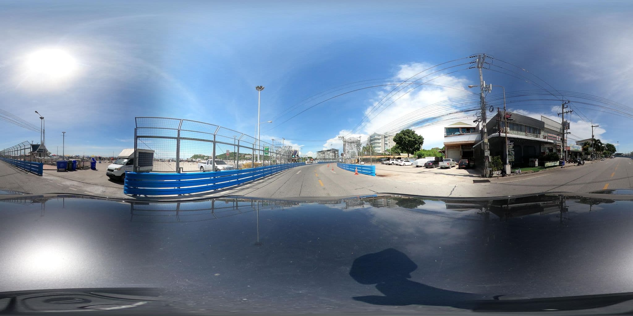 Street view near โรงแรมบางแสนวิลล่า, Ban Ang Sila — © SoT (CC BY-SA · Mapillary)