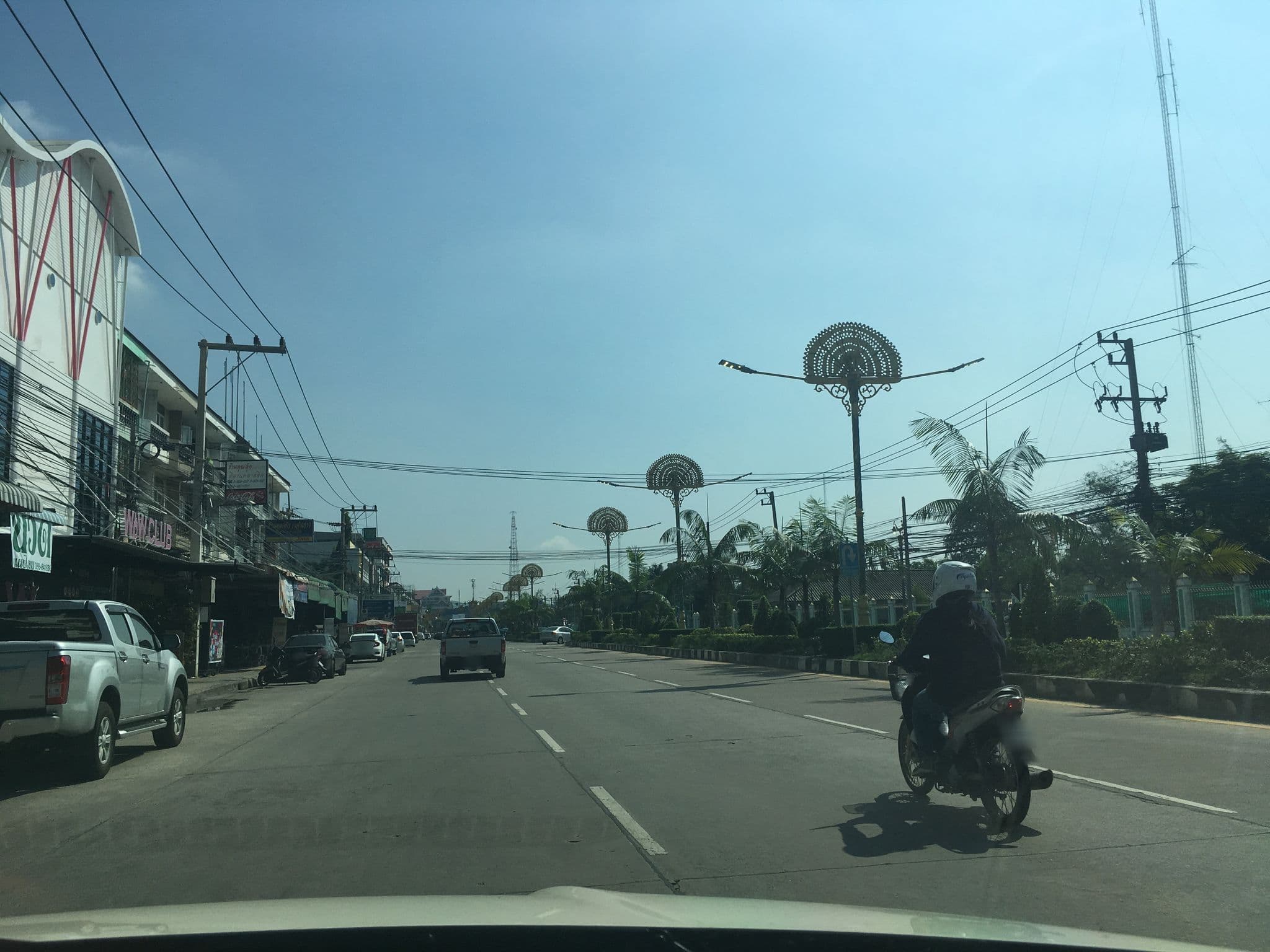 Street view near Meeting Room 2 @ Holiday Inn Pattaya, Chon Buri — © nawiya (CC BY-SA · Mapillary)