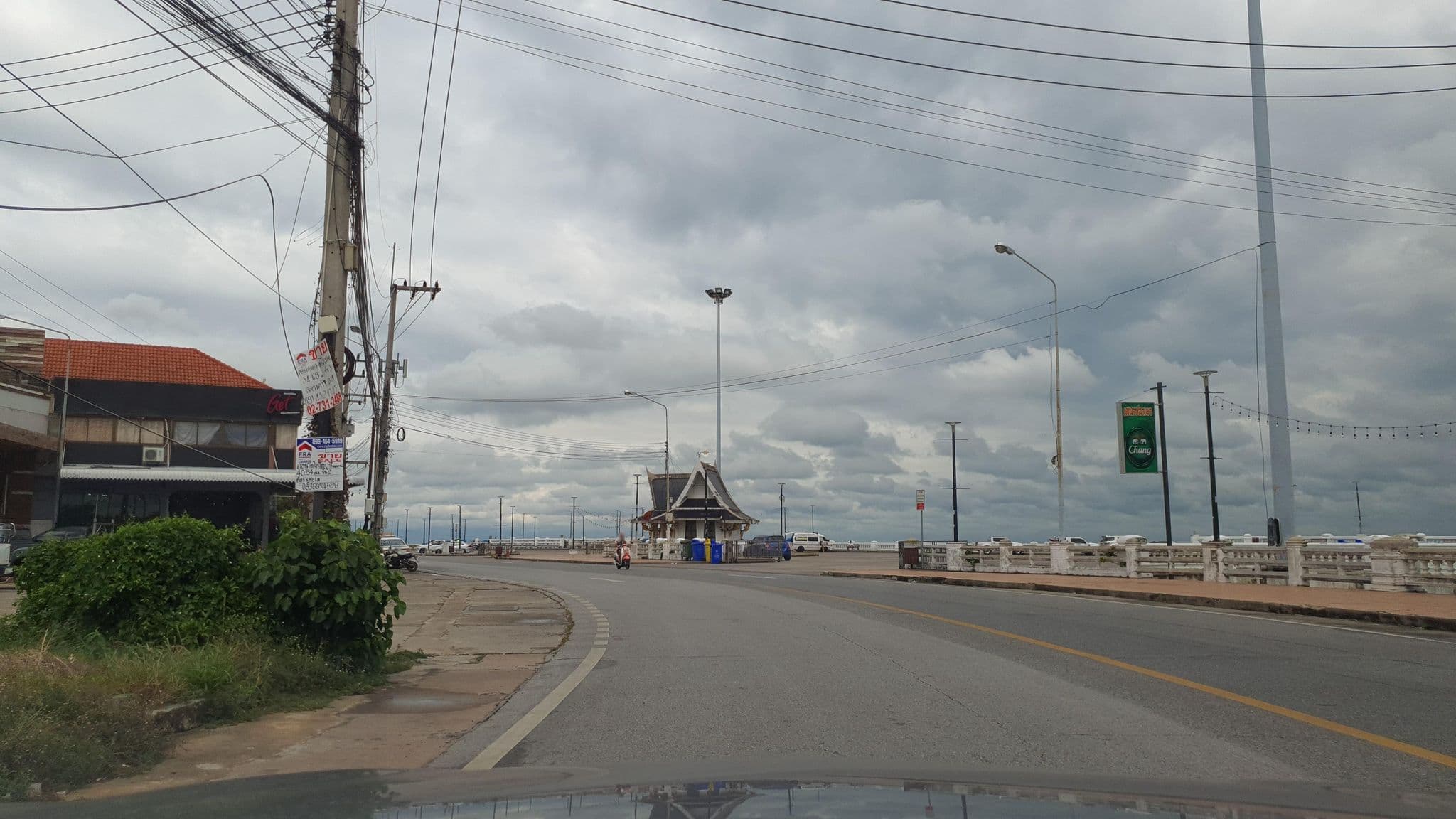 Street view near Big Bike Meeting @ แหลมแท่น ศาลา 2, Ban Ang Sila — © jrcarlsen (CC BY-SA · Mapillary)