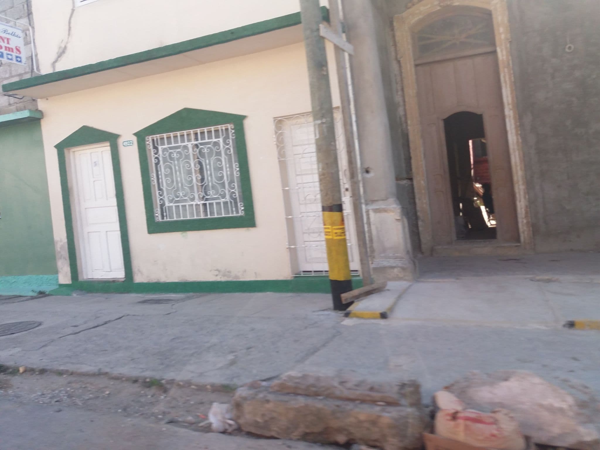 Street view near Hostal Nidia y Norma, Cienfuegos — © alvincordero (CC BY-SA · Mapillary)