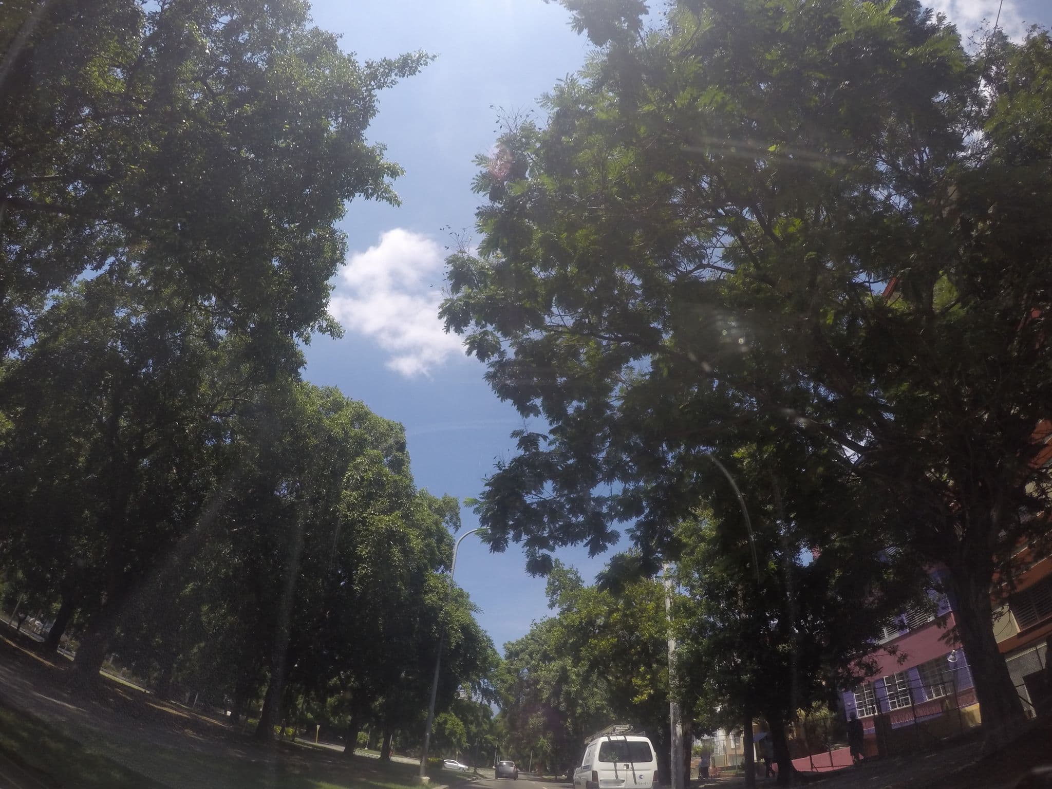 Street view near El Paseo Penthouse, Vedado