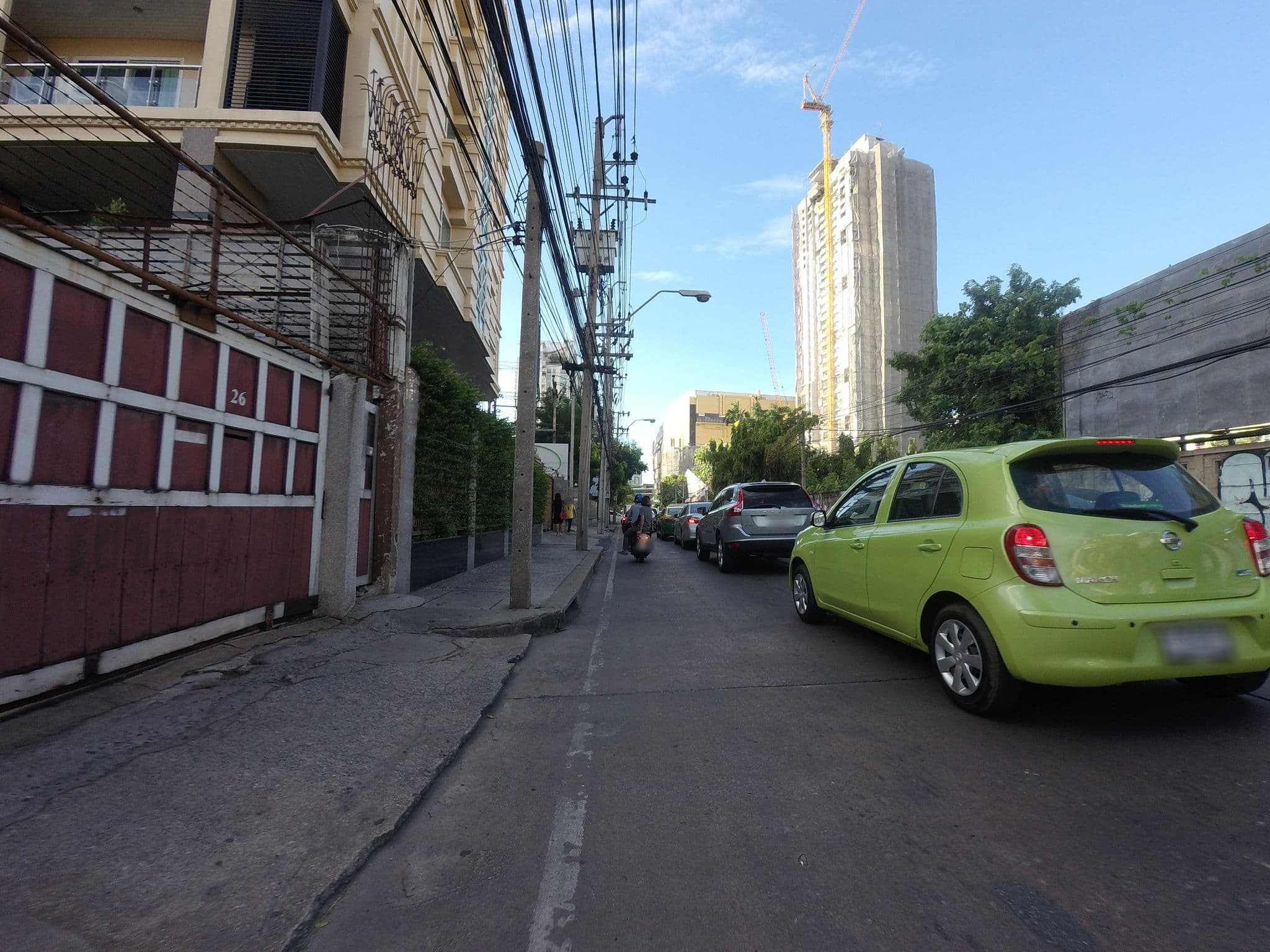 Street view near 42 Grand Residence, Khlong Toei — © mishari (CC BY-SA · Mapillary)