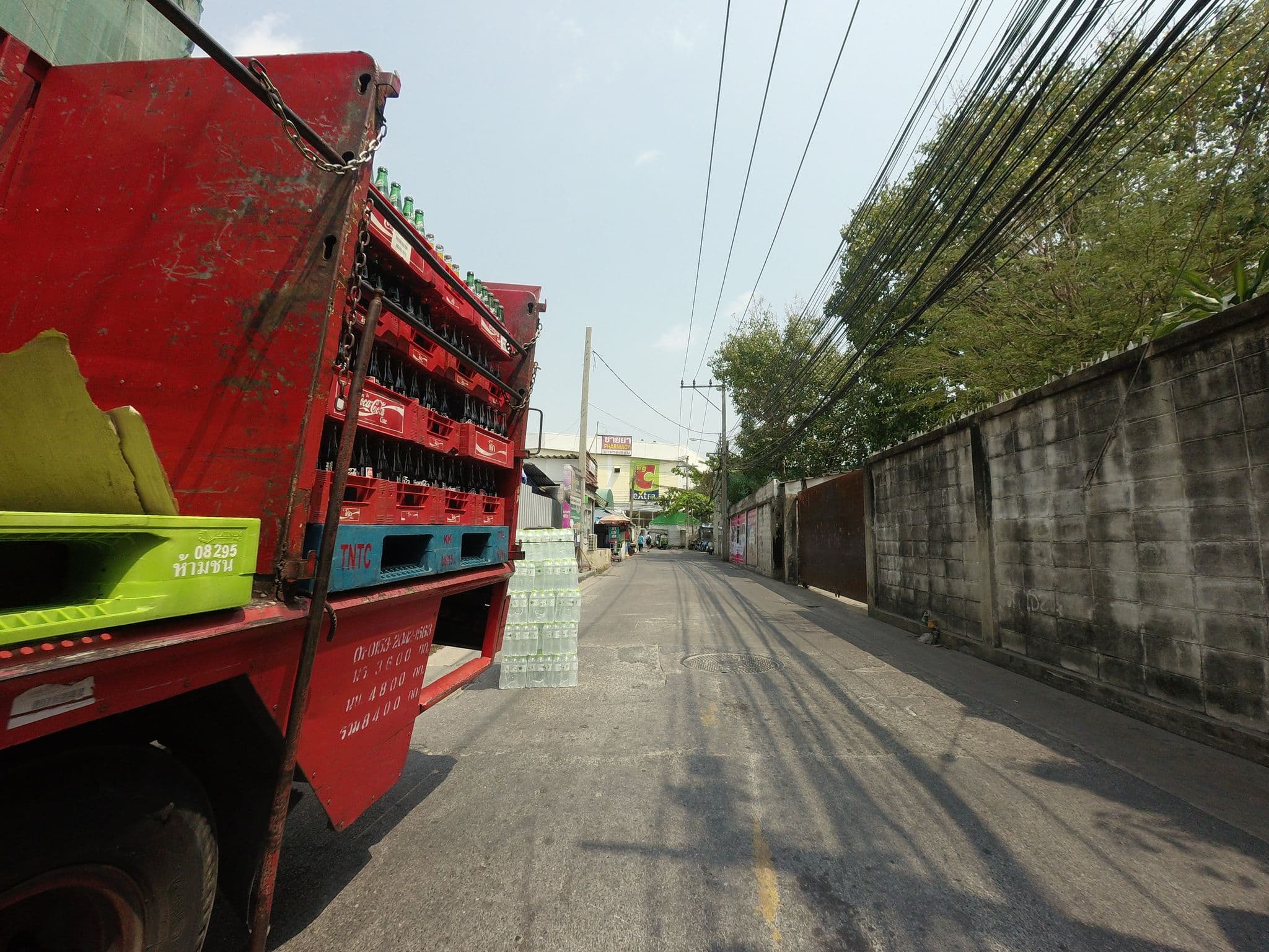 Street view near CALYPSO Hotel, Huai Khwang — © mishari (CC BY-SA · Mapillary)