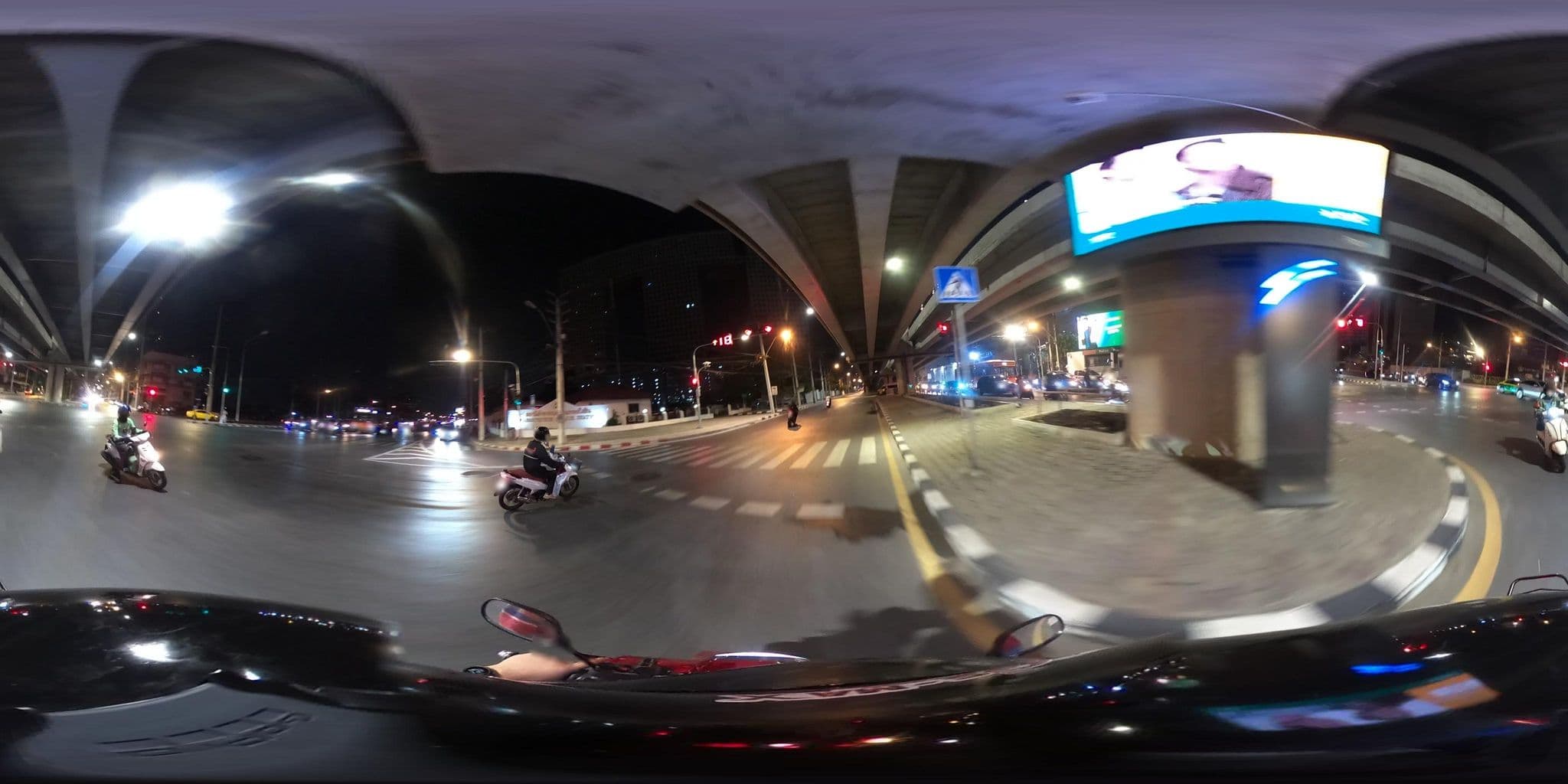 Street view near Hotel mercure bangkok, Chatuchak — © NatchaponJ (CC BY-SA · Mapillary)