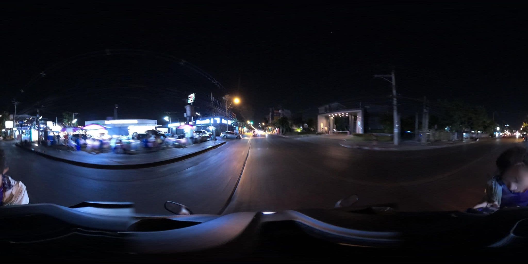 Street view near B2 Boutique & Budget Place, Chan Kasem — © NatchaponJ (CC BY-SA · Mapillary)