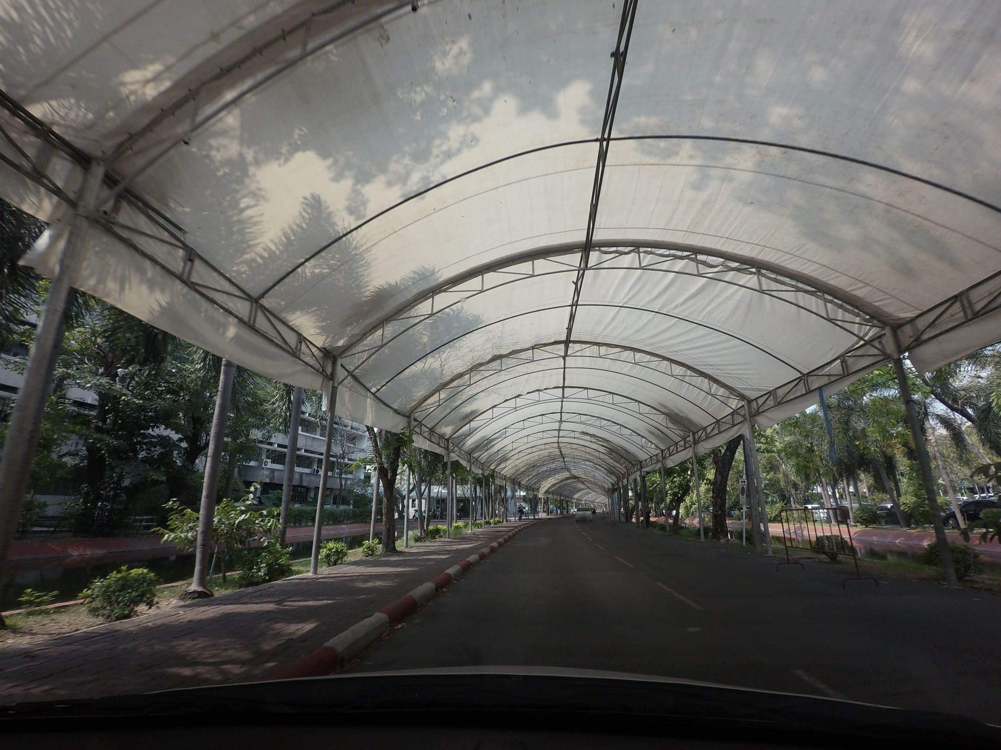 Street view near ภูตะวันรีสอร์ท, Lat Yao — © mishari (CC BY-SA · Mapillary)