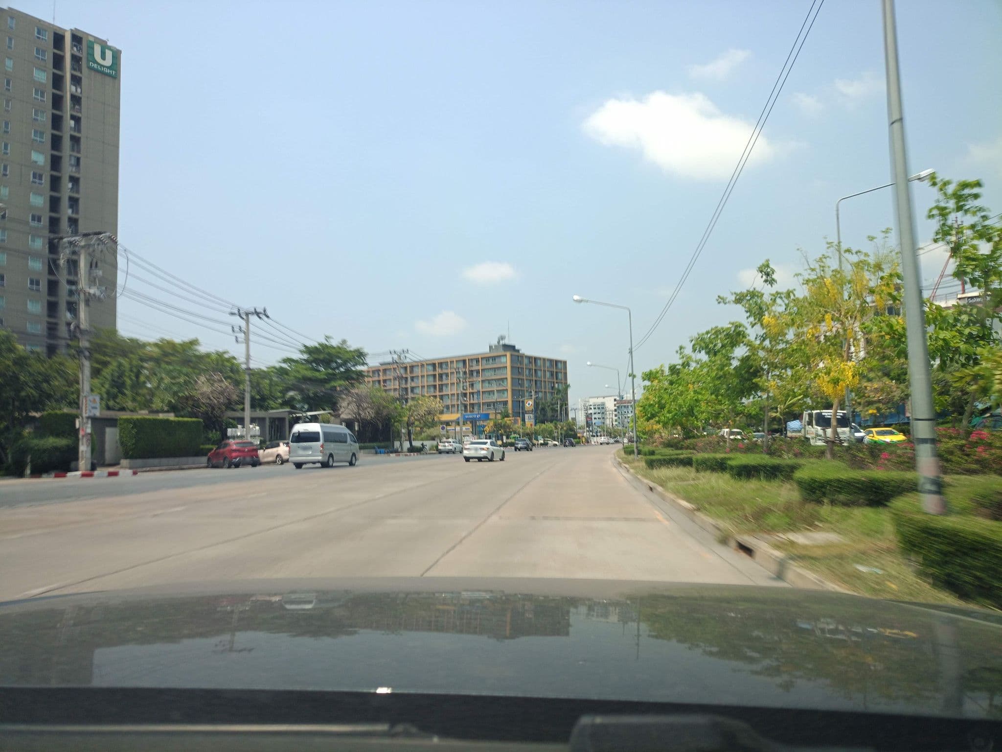 Street view near Mintel, Huamak — © kasetitkml_pipitchai (CC BY-SA · Mapillary)