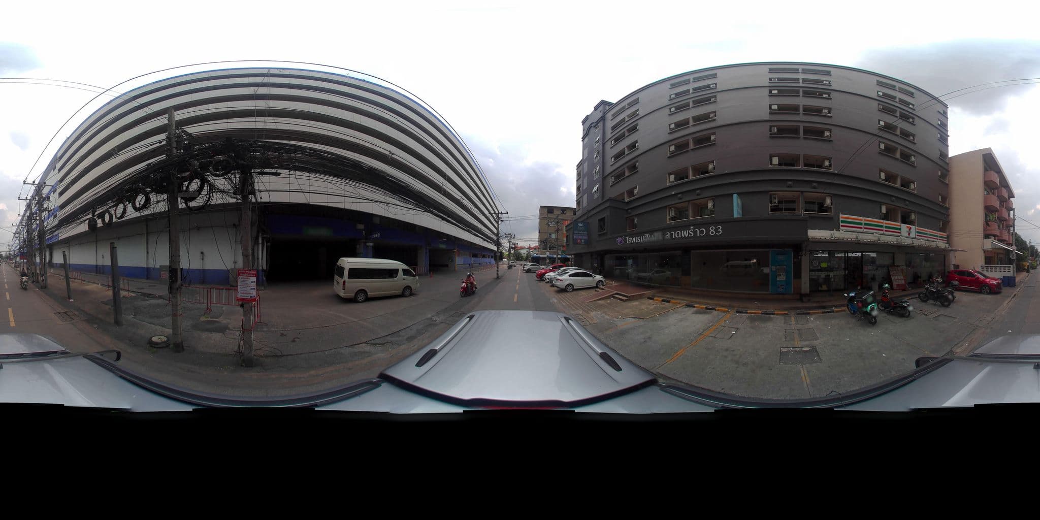 Street view near สินสิริแมนชั่น, Wang Thonglang — © tritaporn (CC BY-SA · Mapillary)