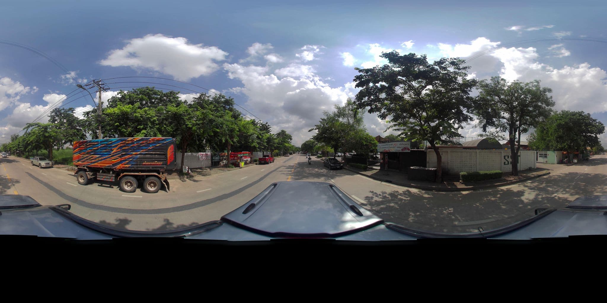 Street view near morph BANGKOK มอร์ฟ แบ็งค็อก, Lat Phrao — © tritaporn (CC BY-SA · Mapillary)