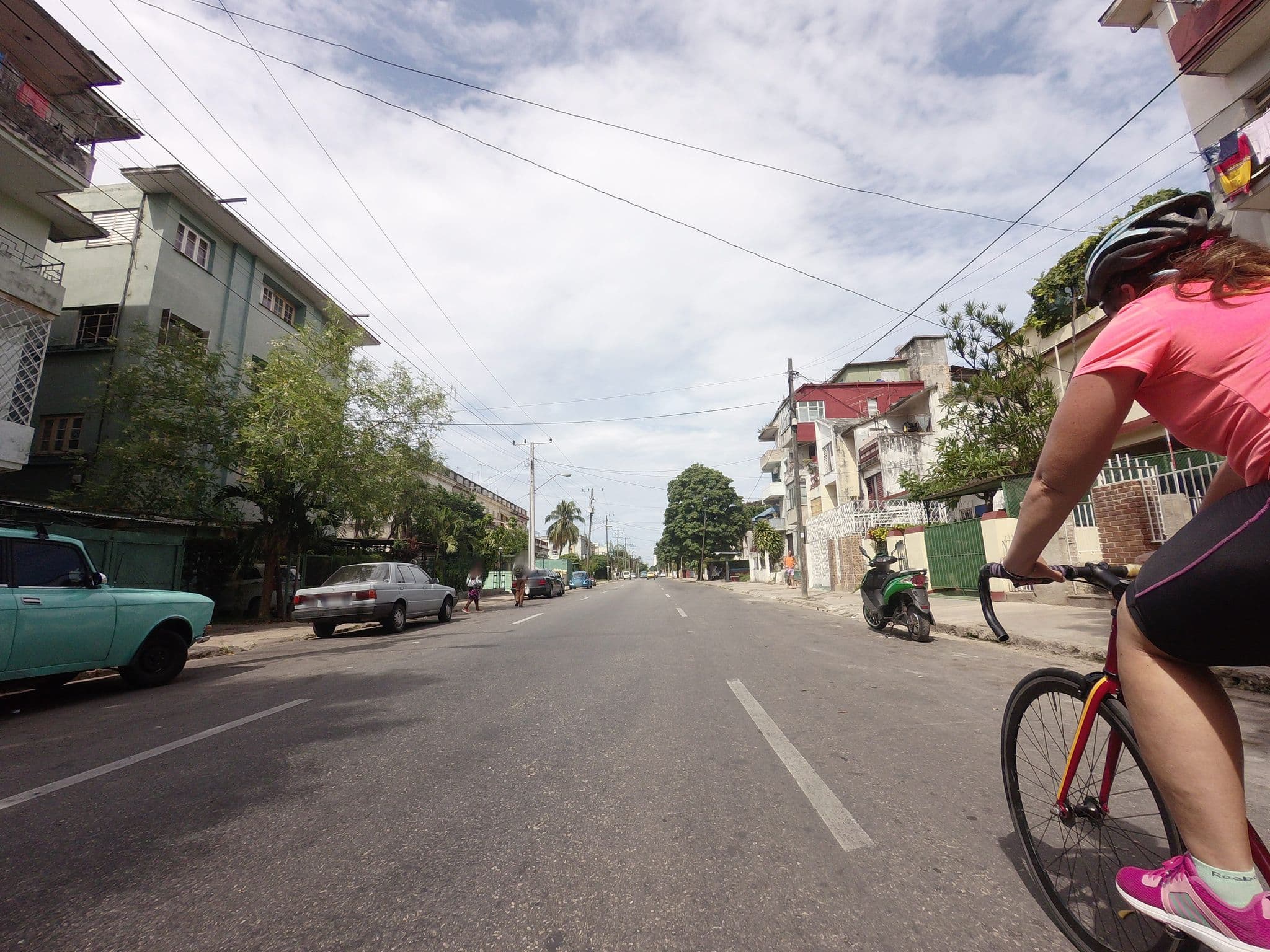 Street view near alquiler, Vedado