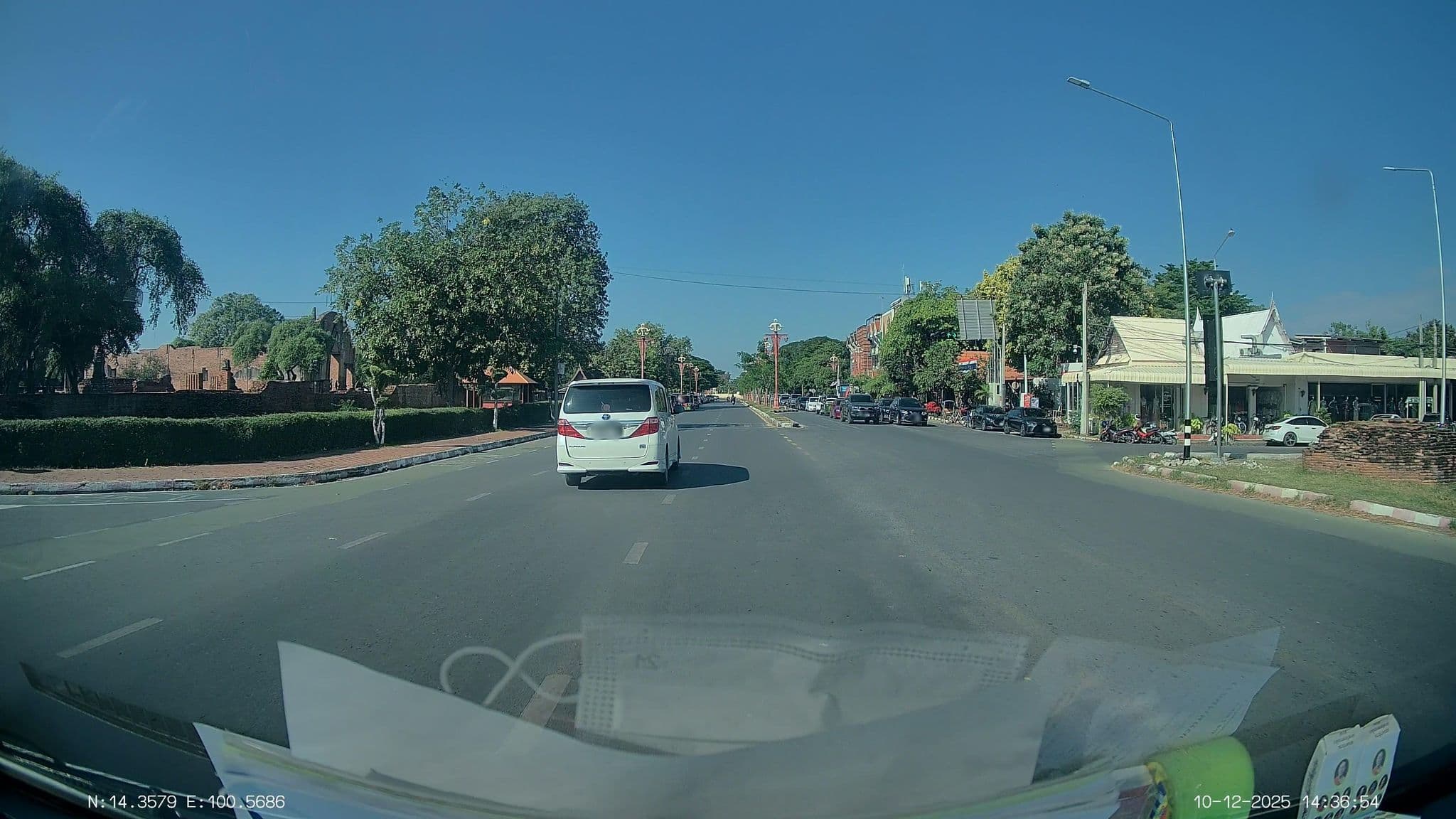 Street view near the view, Phra Nakhon Si Ayutthaya — © ThailandCambodia (CC BY-SA · Mapillary)