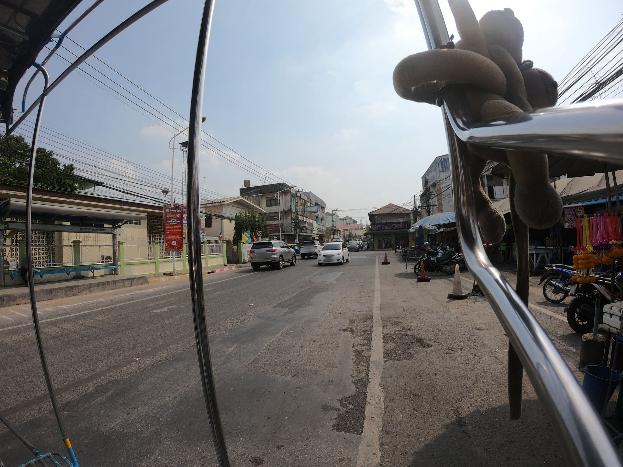 Street view near บ้านอากง, Phra Nakhon Si Ayutthaya — © ozflor (CC BY-SA · Mapillary)