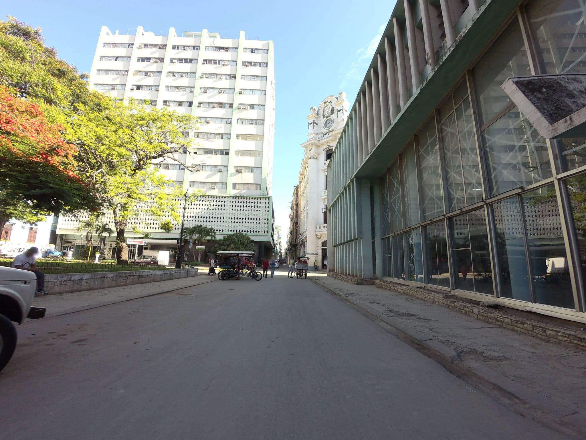Street view near Casa Fany, La Habana Vieja