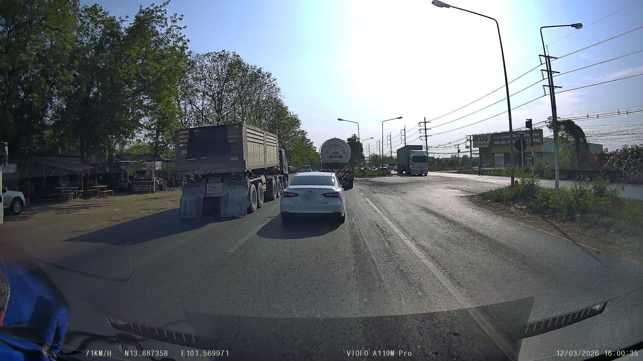 Street view near Country Inn@304 Industry Park, Si Maha Phot — © ThailandCambodia (CC BY-SA · Mapillary)