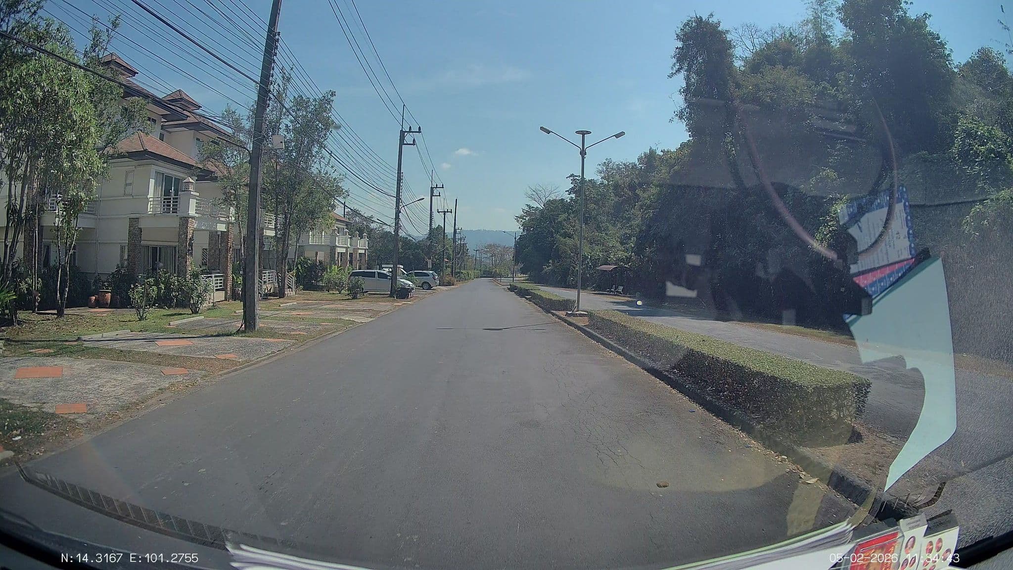 Street view near Baan Ing-Pha @ Royal Hills Golf Resort & Spa, Nakhon Nayok — © ThailandCambodia (CC BY-SA · Mapillary)