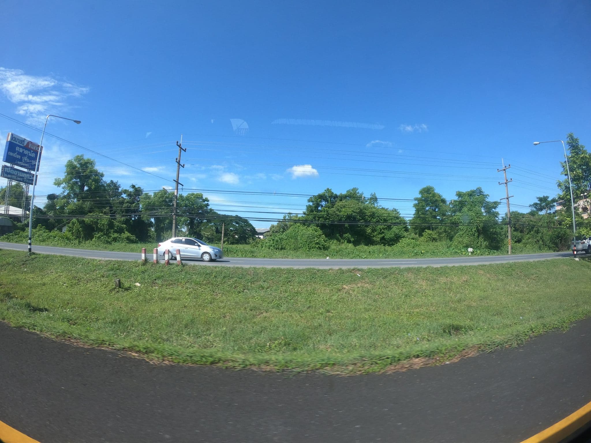 Street view near ระเบียงวิว รีสอร์ท, Nakhon Nayok — © ozflor (CC BY-SA · Mapillary)