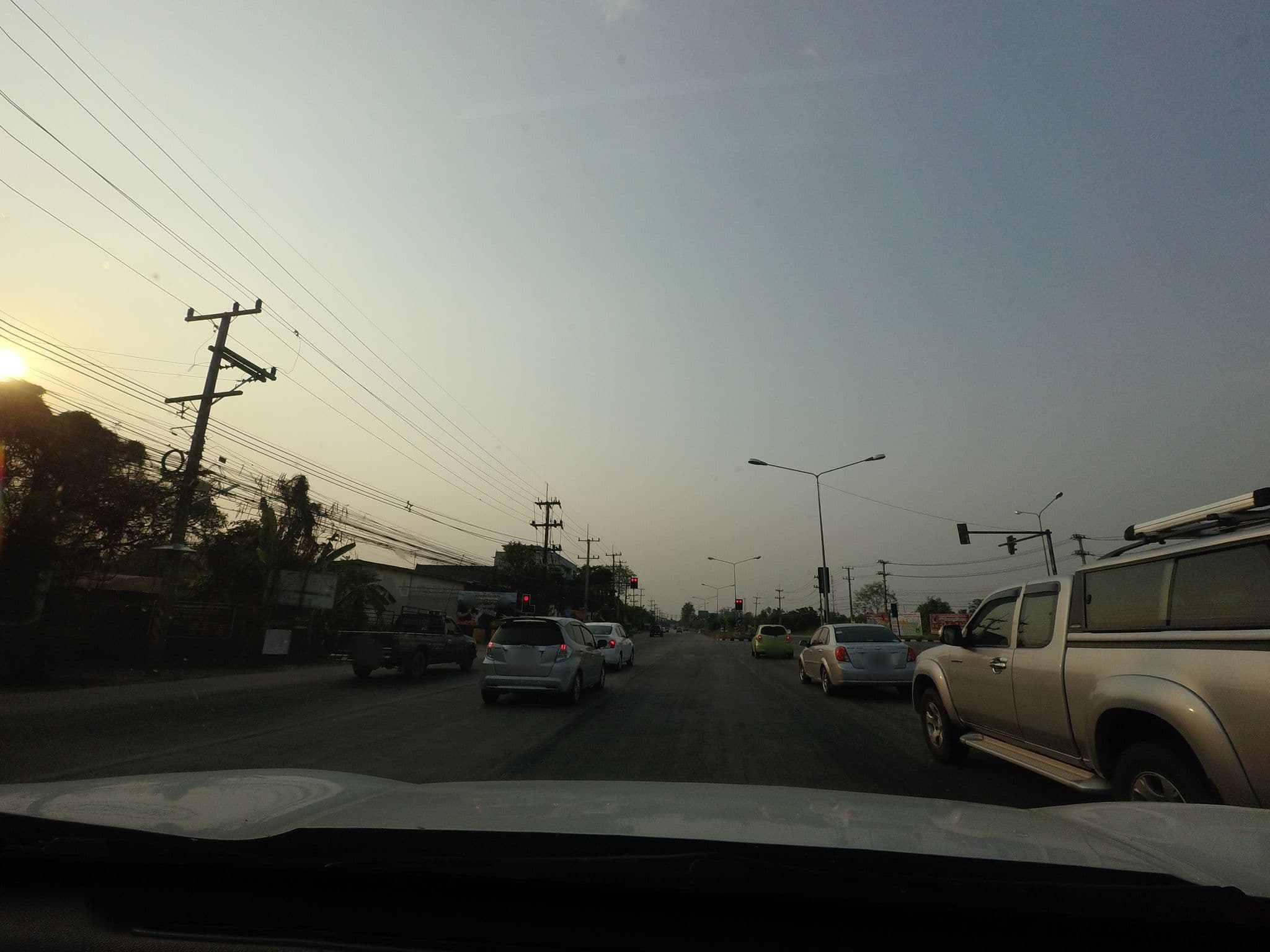 Street view near ่Tawa Ravadee Resort Hotel, Nakhon Nayok — © mishari (CC BY-SA · Mapillary)