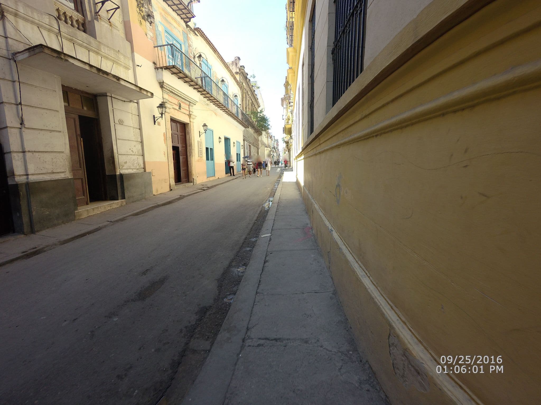 Street view near Rent Room Anibal y Mary, La Habana Vieja — © havana (CC BY-SA · Mapillary)