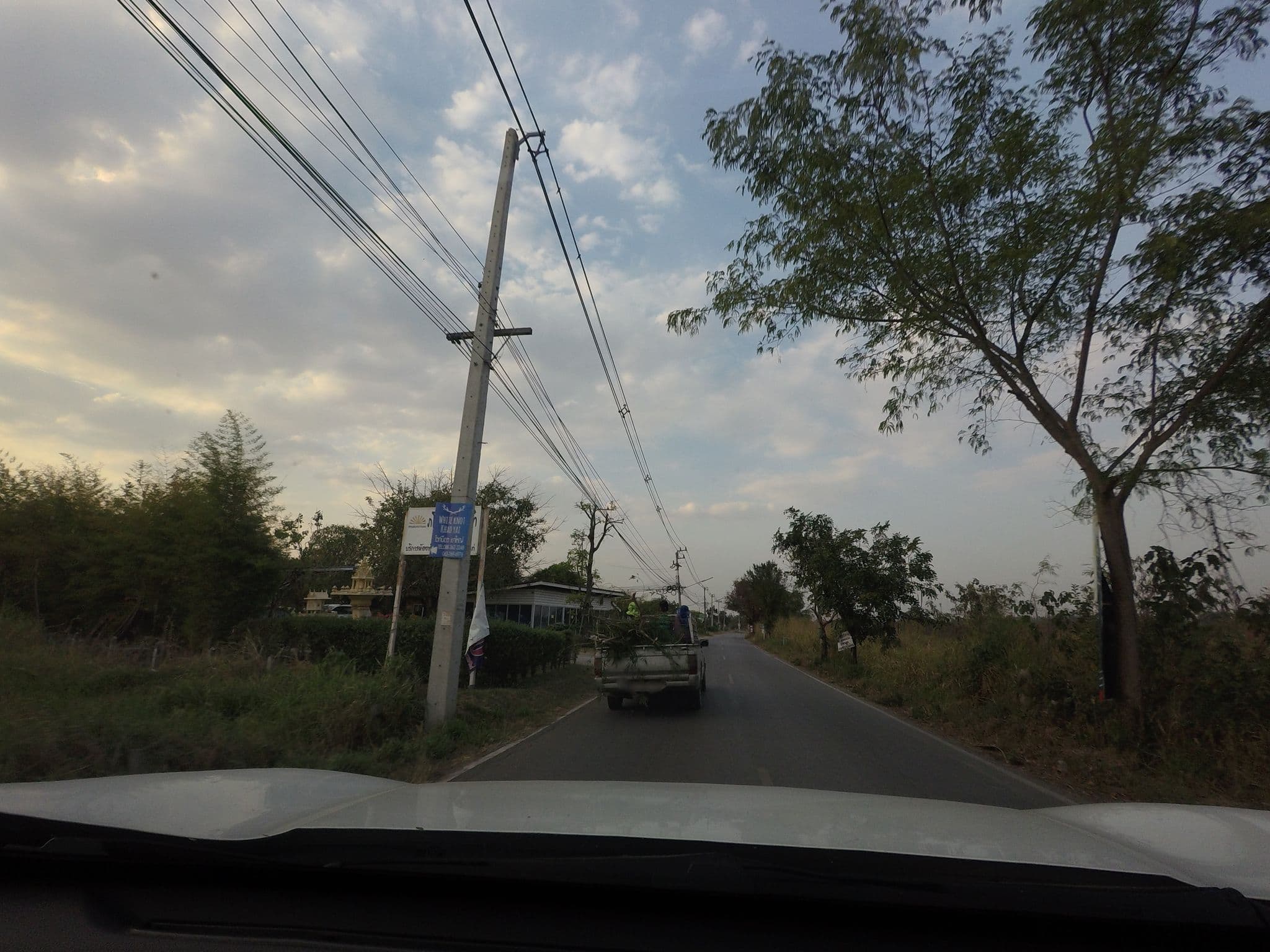 Street view near ภโวทัย รีสอร์ท, Pak Chong — © mishari (CC BY-SA · Mapillary)