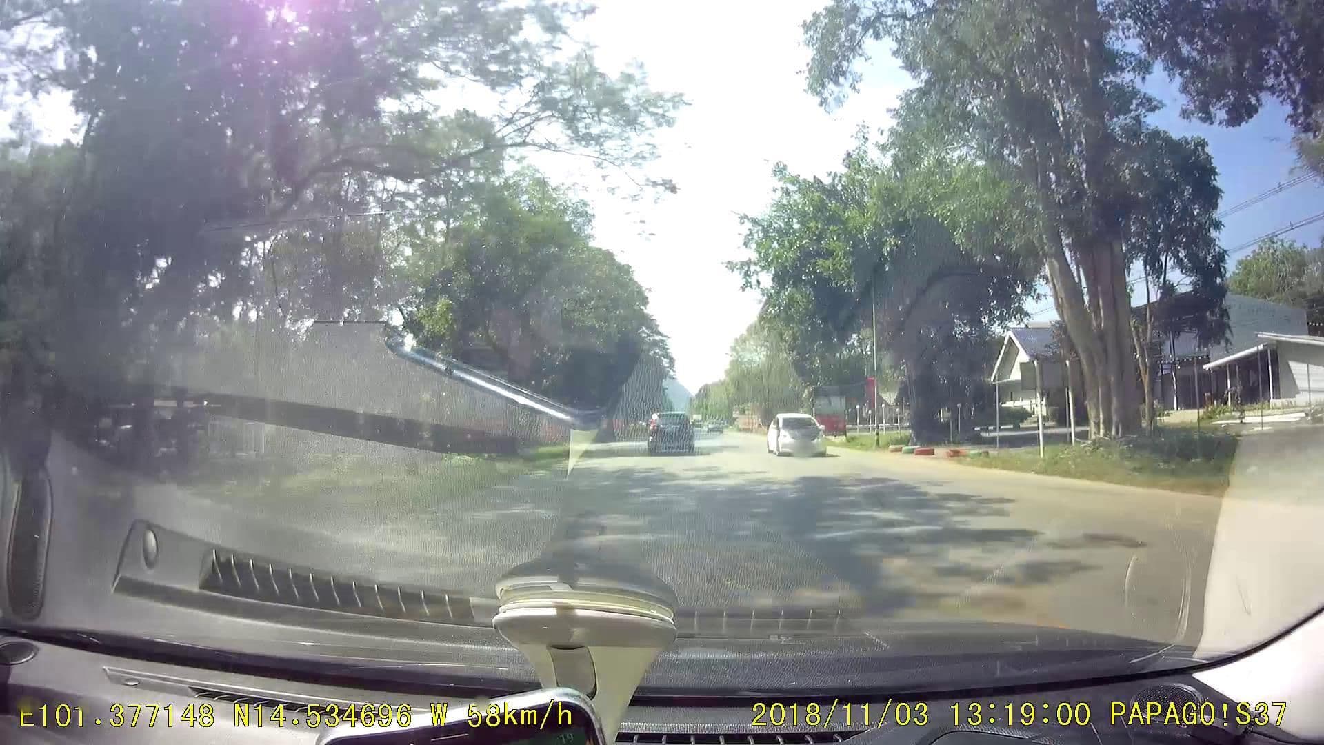 Street view near บ้านซะซอเซีย, Pak Chong — © poramet (CC BY-SA · Mapillary)