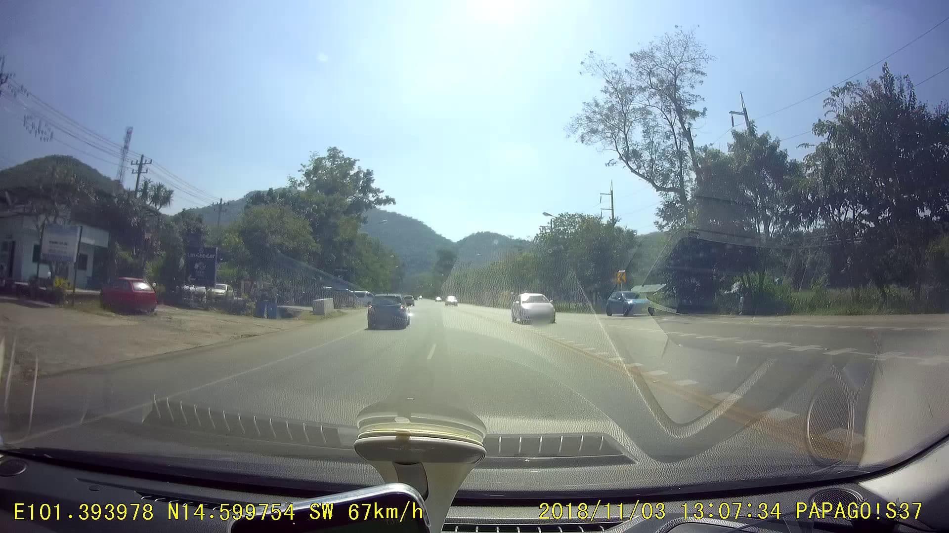 Street view near Lan+Lee+Lax Boutique Resort @ Khaoyai, Pak Chong — © poramet (CC BY-SA · Mapillary)