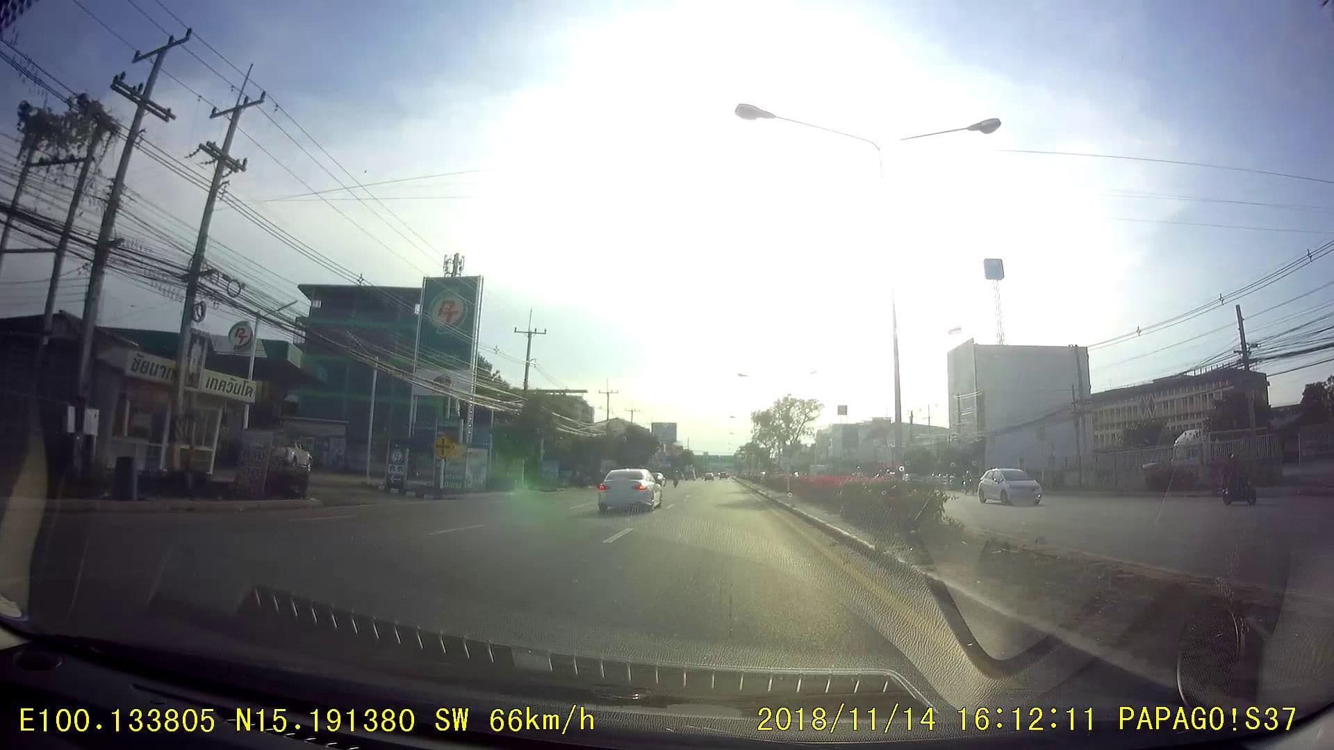 Street view near โรงแรมชัยนาทแกรนด์, Chai Nat — © poramet (CC BY-SA · Mapillary)