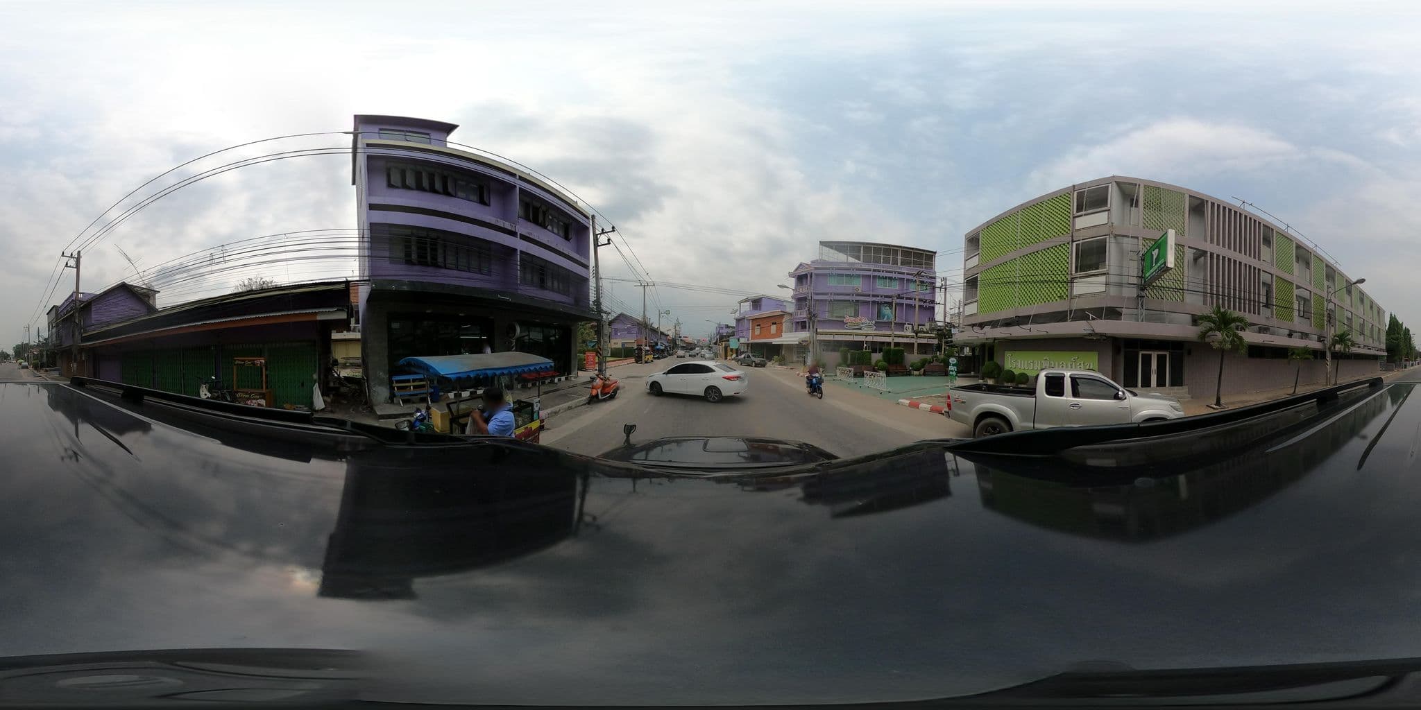 Street view near โรงแรมพิบูลย์สุข (Piboonsook Hotel), Uthai Thani — © syncnook (CC BY-SA · Mapillary)