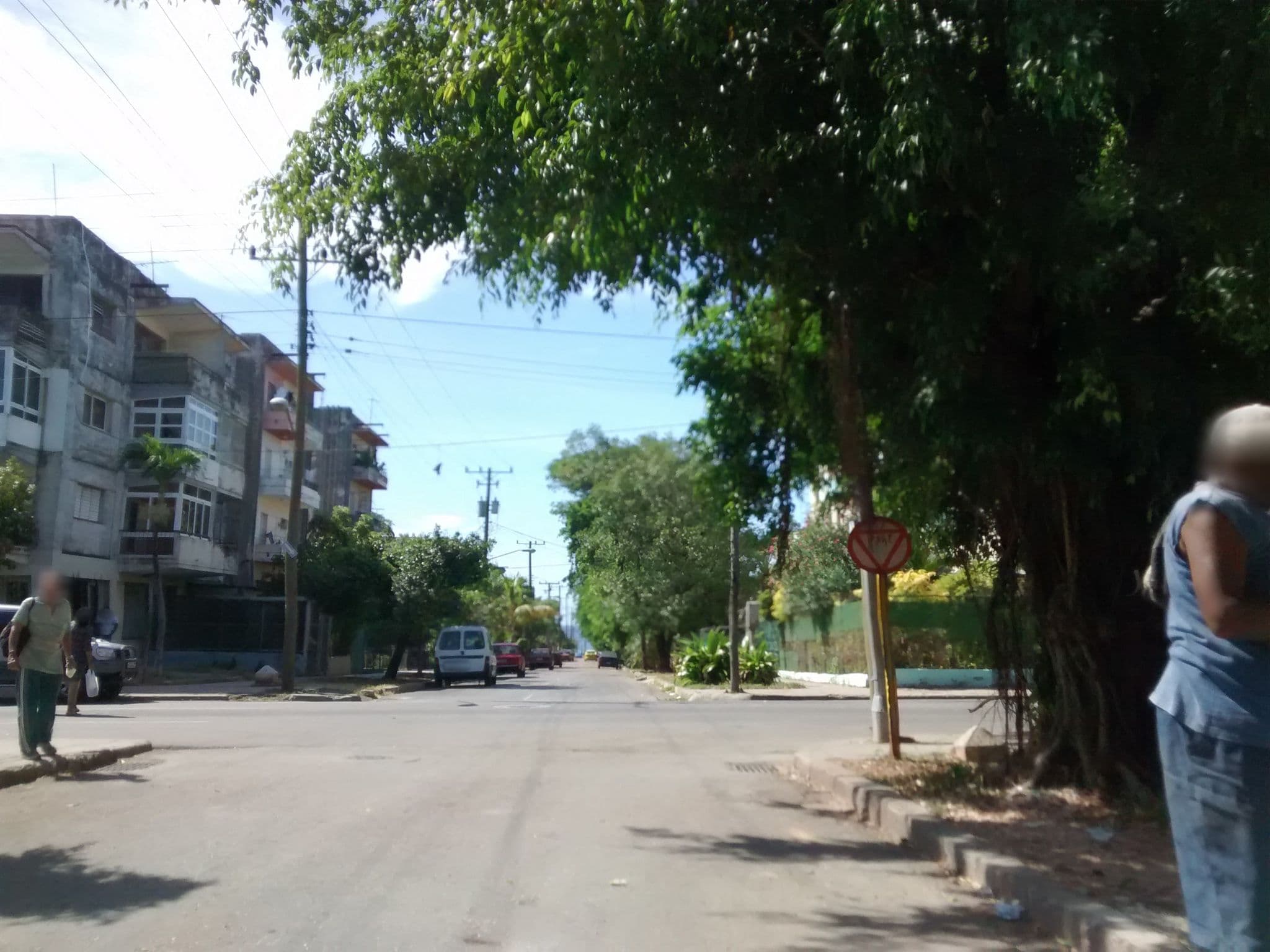 Street view near Luly, Vedado — © wille (CC BY-SA · Mapillary)