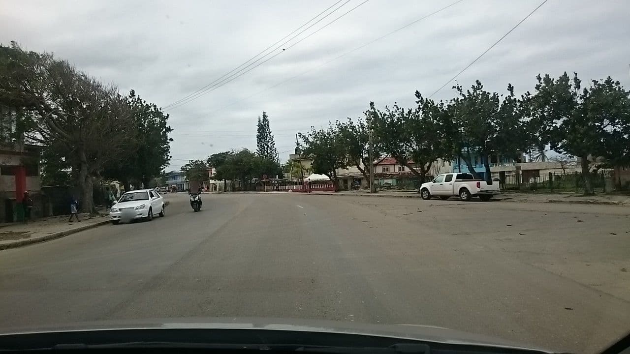 Street view near Casa El Pity, Guanabo