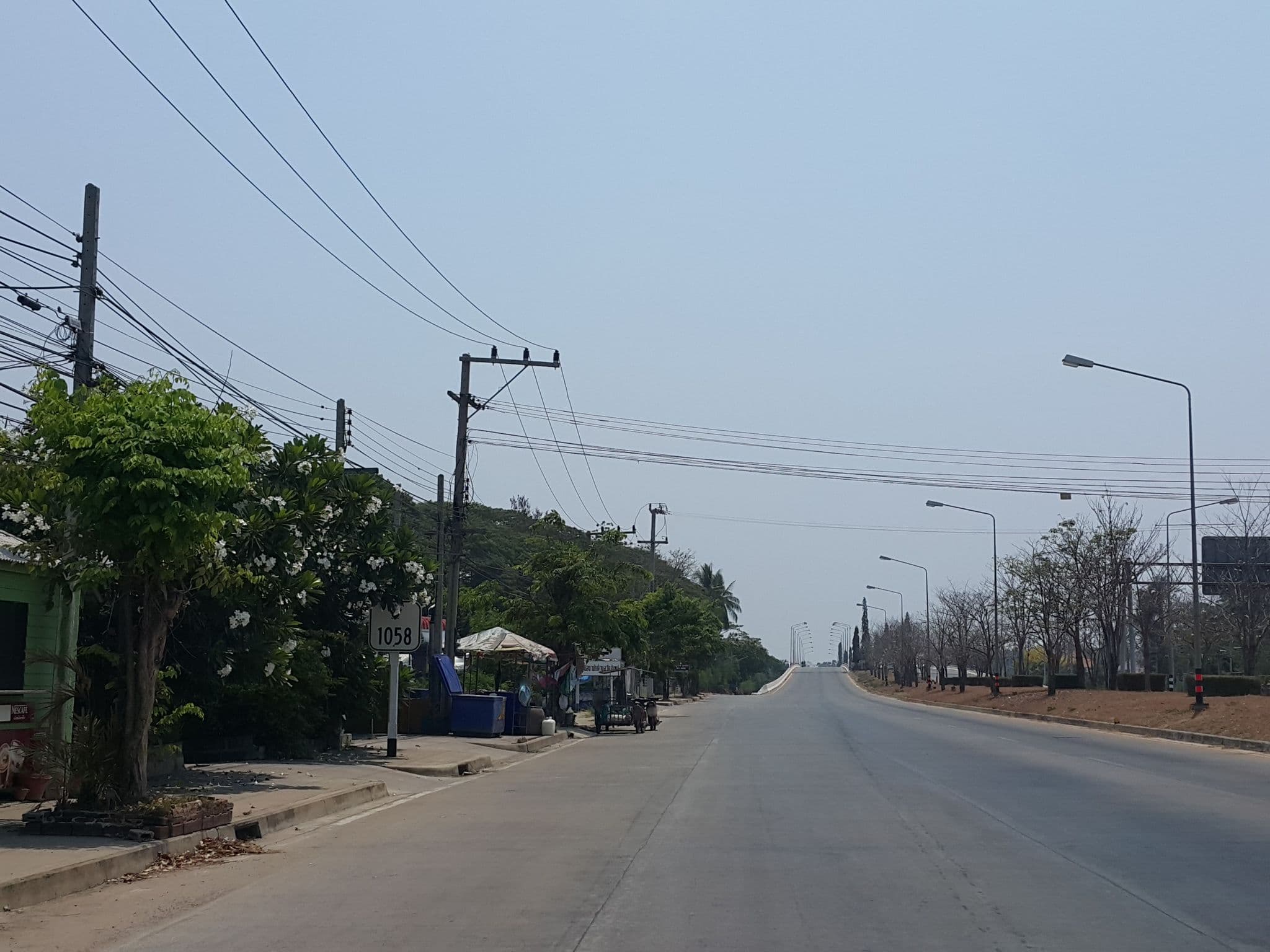 Street view near โรงแรมเลอกร็องค์, Phitsanulok — © jrcarlsen (CC BY-SA · Mapillary)