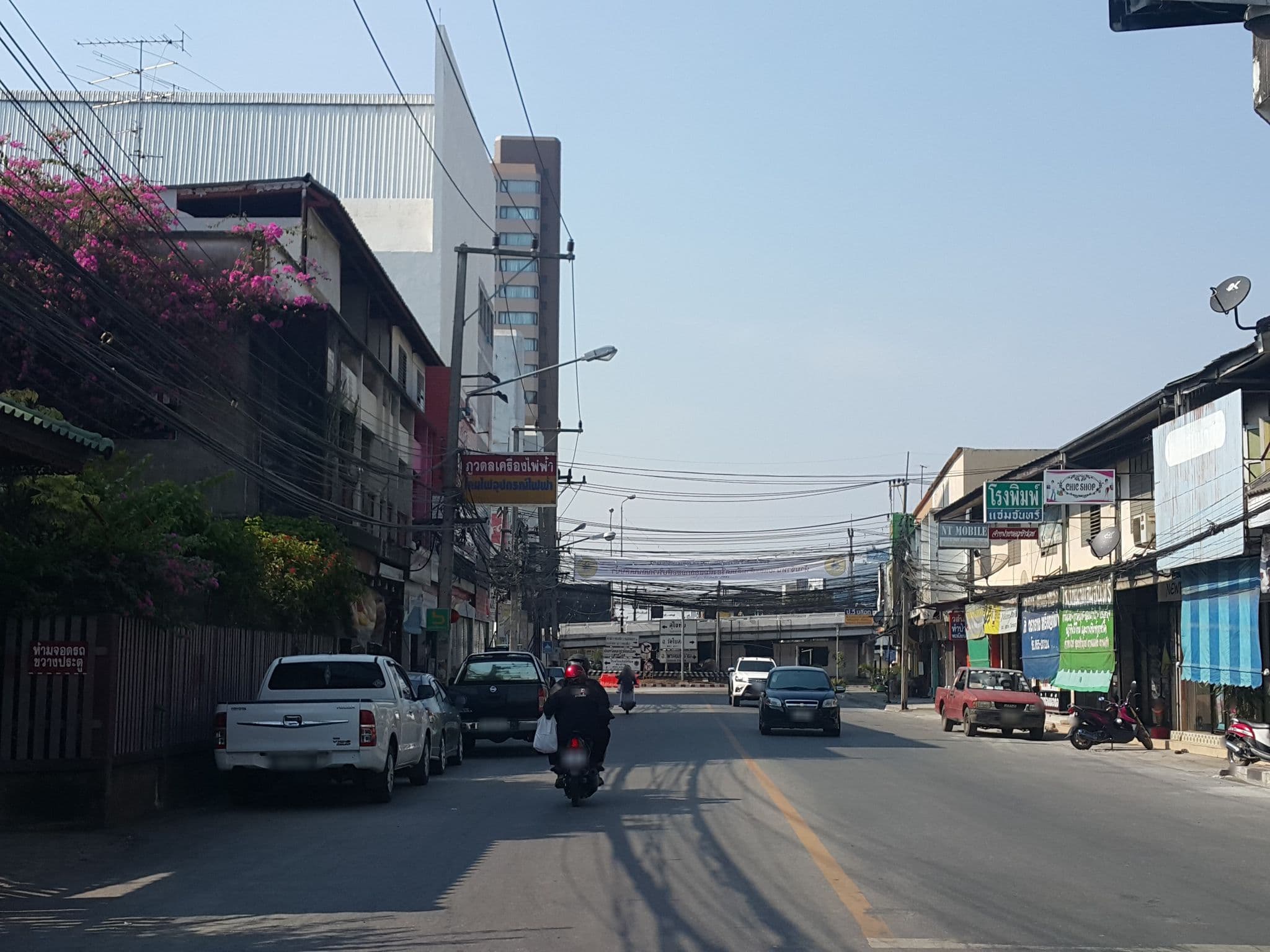 Street view near Sivathep City Hotel, Phitsanulok — © jrcarlsen (CC BY-SA · Mapillary)