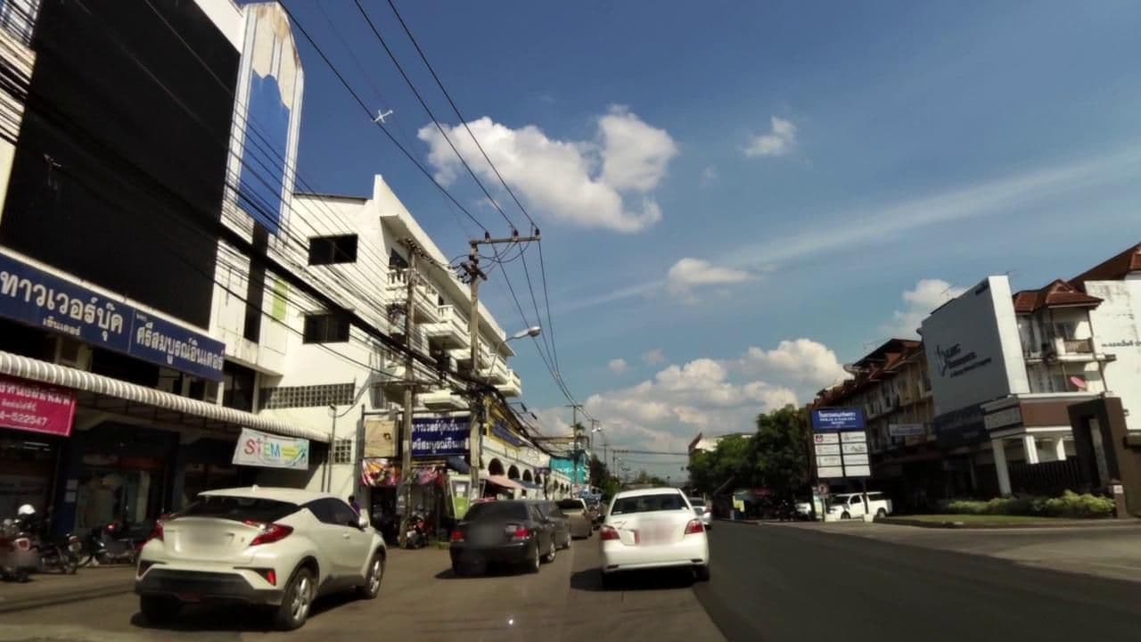 Street view near ห้องไอยรา|โรงแรมนครแพร่ทาวน์เวอร์, Phrae — © toffy (CC BY-SA · Mapillary)