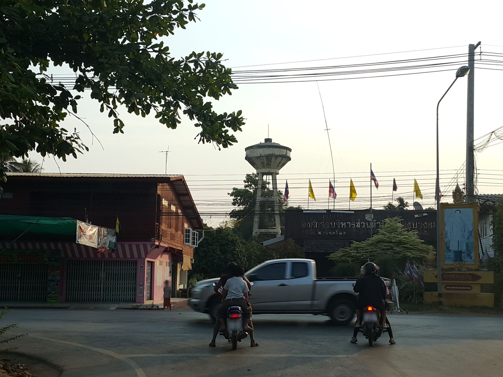 Street view near Baan Somlim Homestay, Sawankhalok — © jrcarlsen (CC BY-SA · Mapillary)